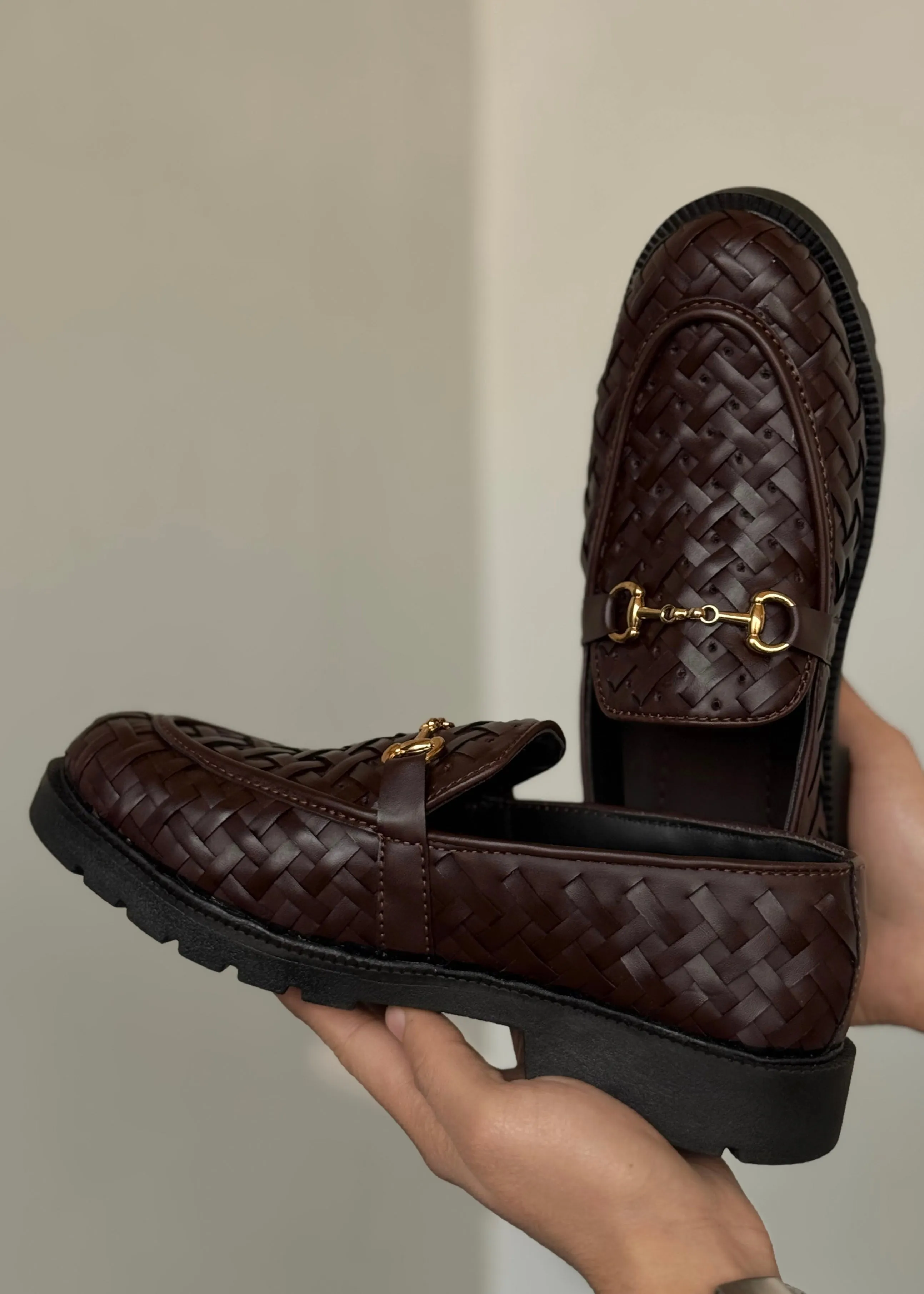 0093 FLEXIBLE & DURABLE SHOES FT