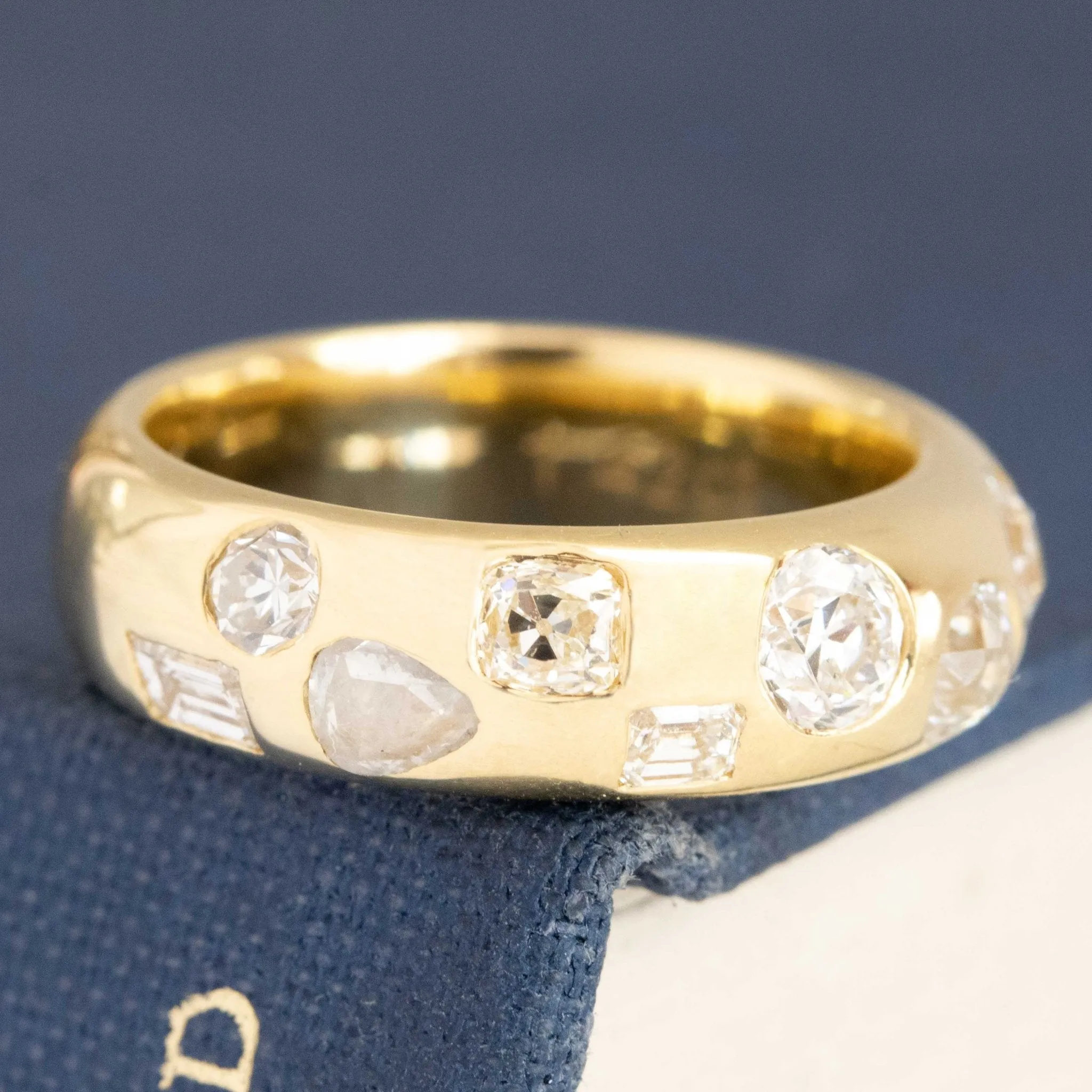 1.42ctw Mixed Cut Diamond Scatter Band