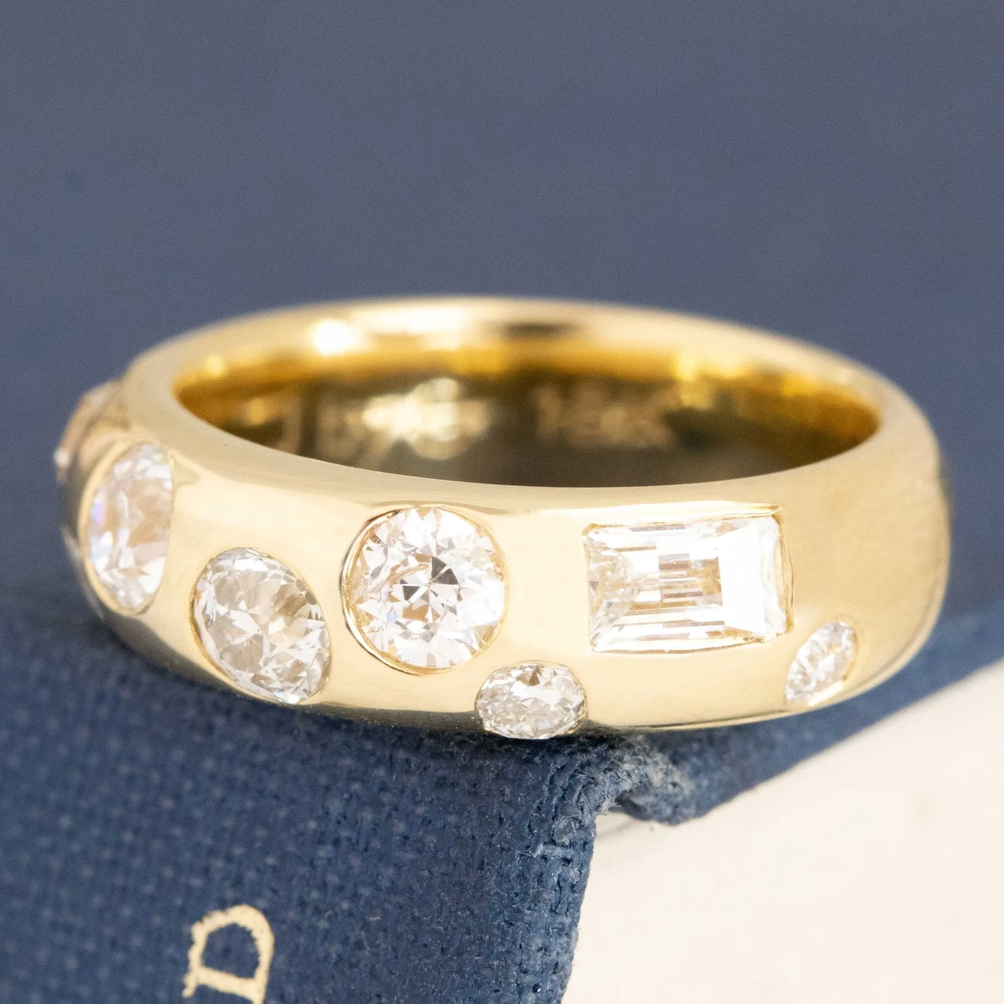 1.42ctw Mixed Cut Diamond Scatter Band
