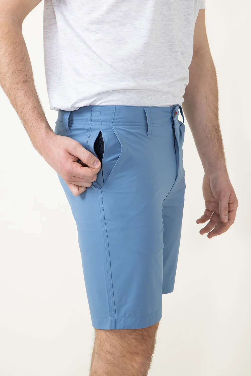 1897 Original 9” Hydro Flat Front Shorts for Men in Light Blue | 4GLL1225-LTBLUE