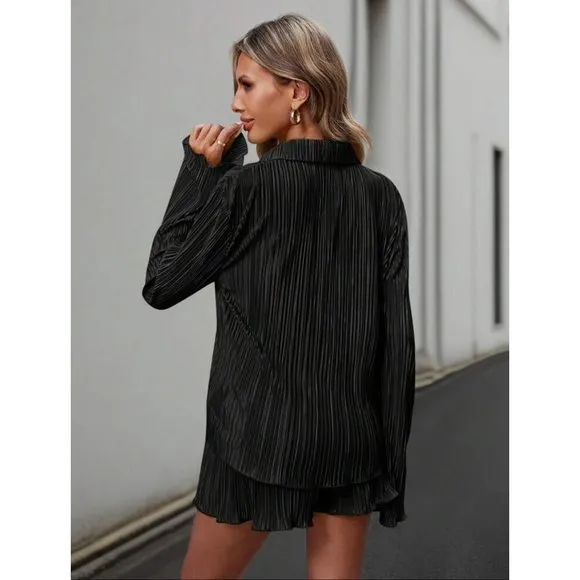 2 piece set shorts &amp; button down shirt accordion pleated green