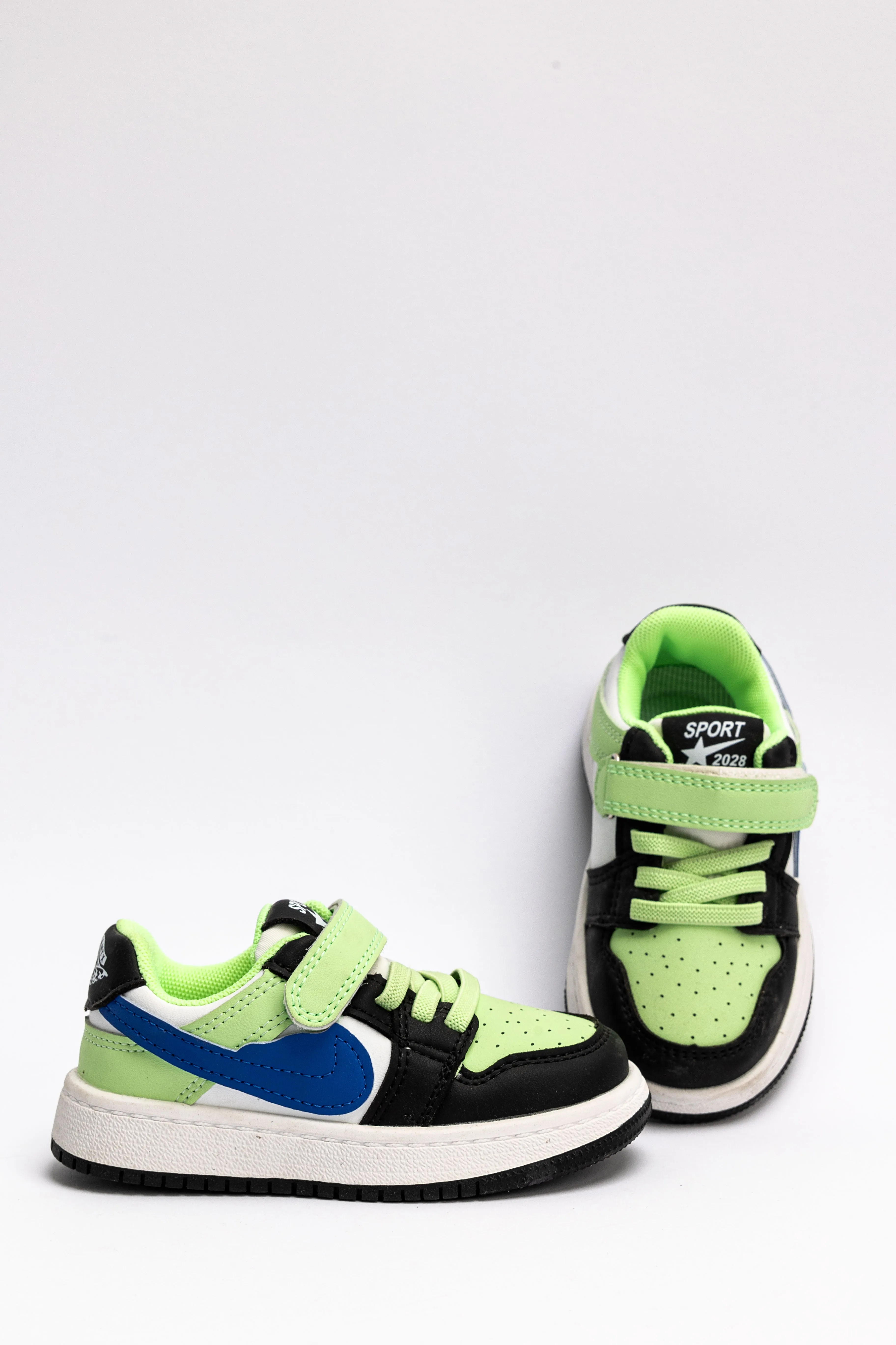 2028 SHOES