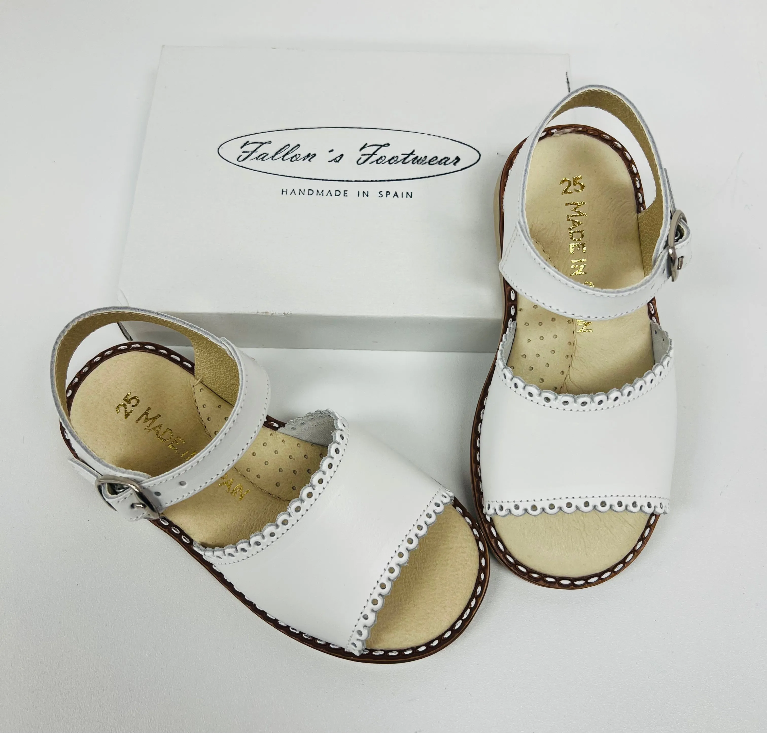 2186 White Sandal