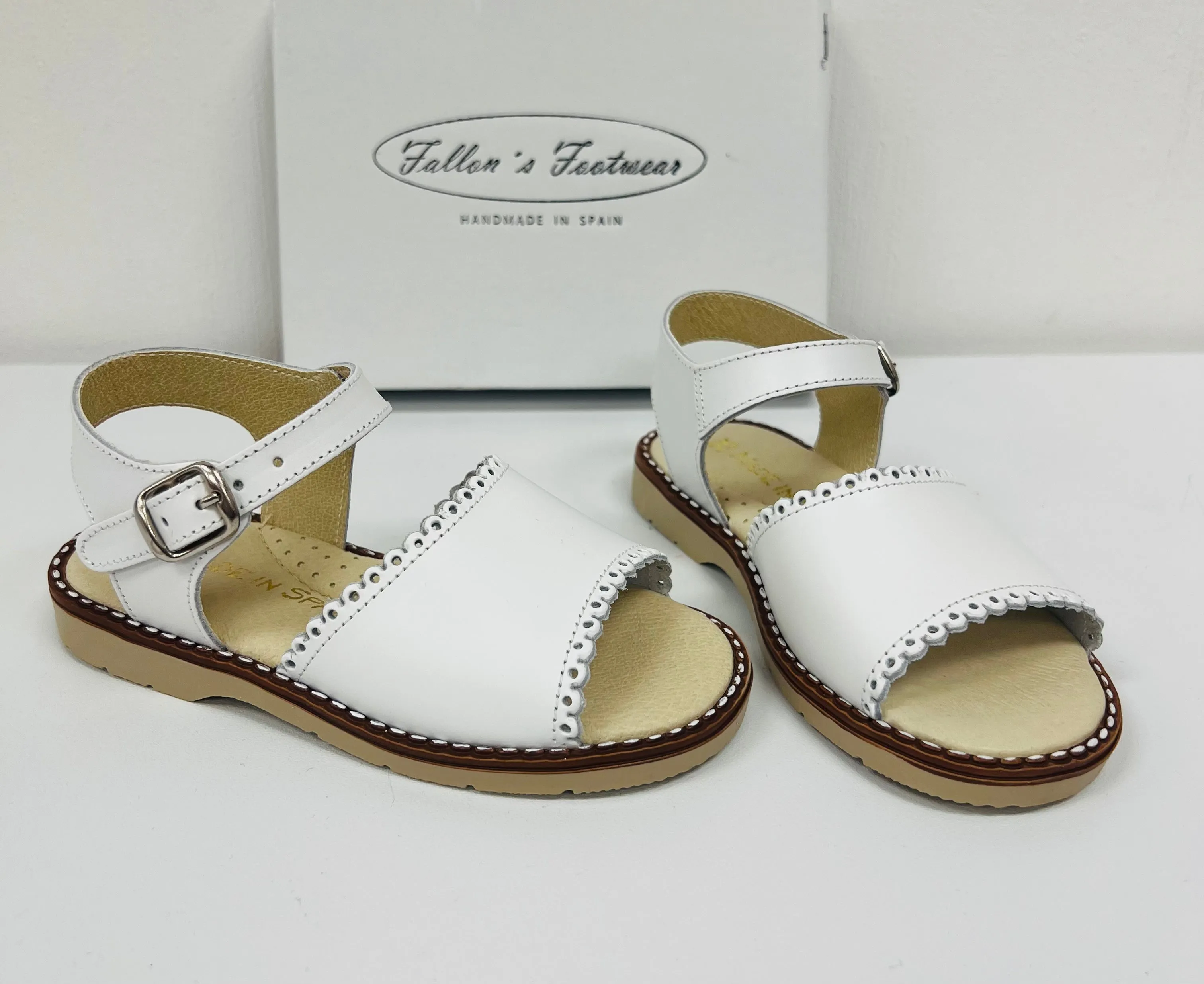 2186 White Sandal