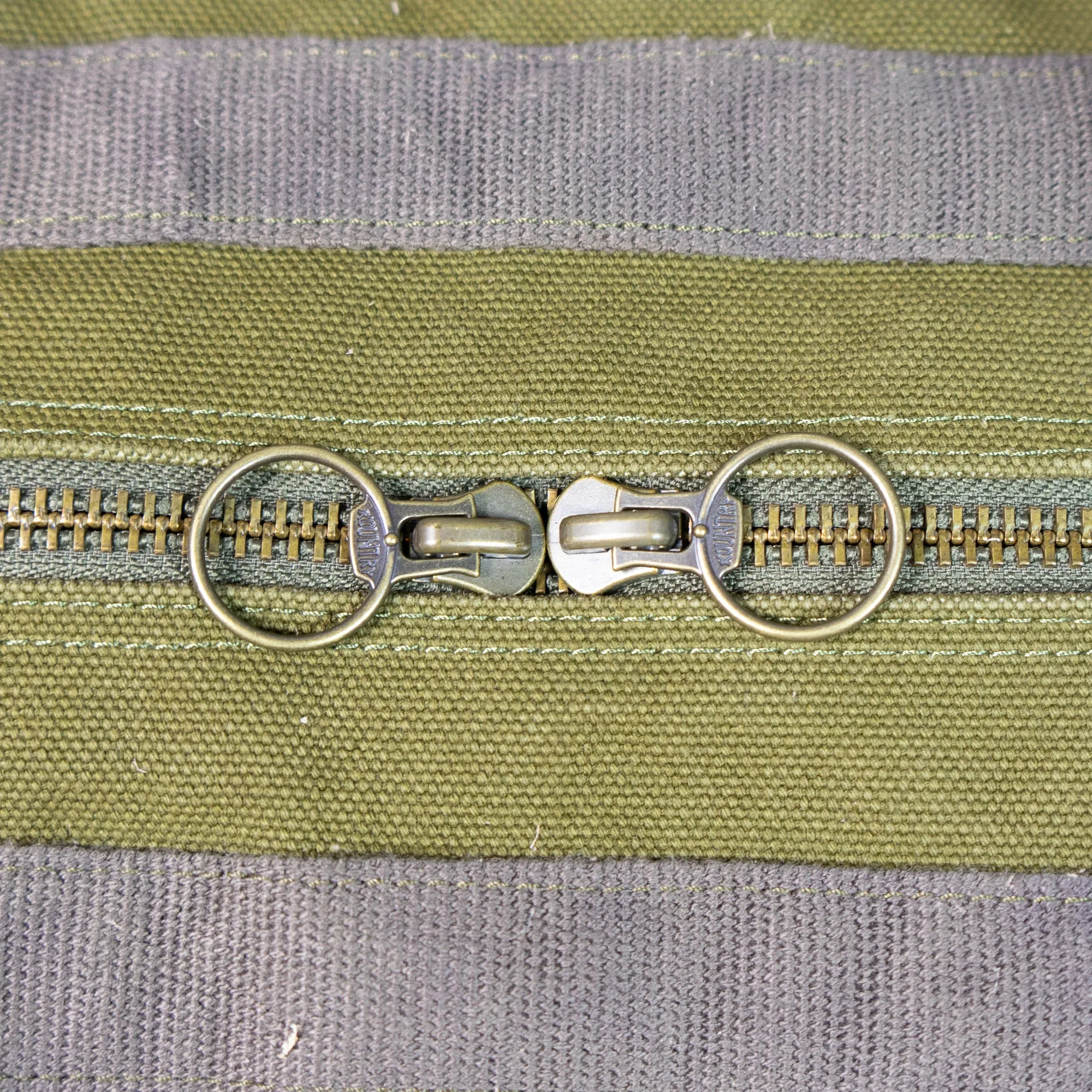 #4 ARMY CANVAS TATTERSALL CARGO BAG