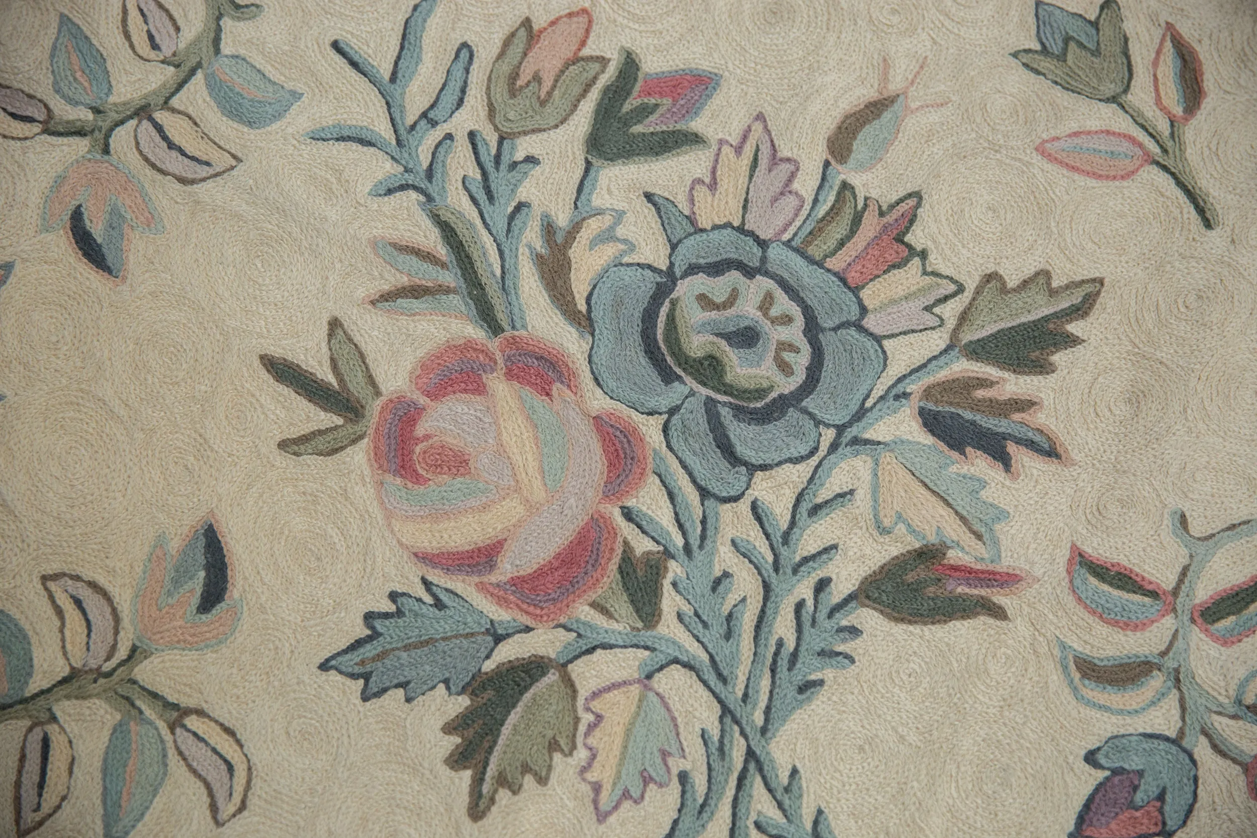 6x9 Vintage Chainstitch Carpet
