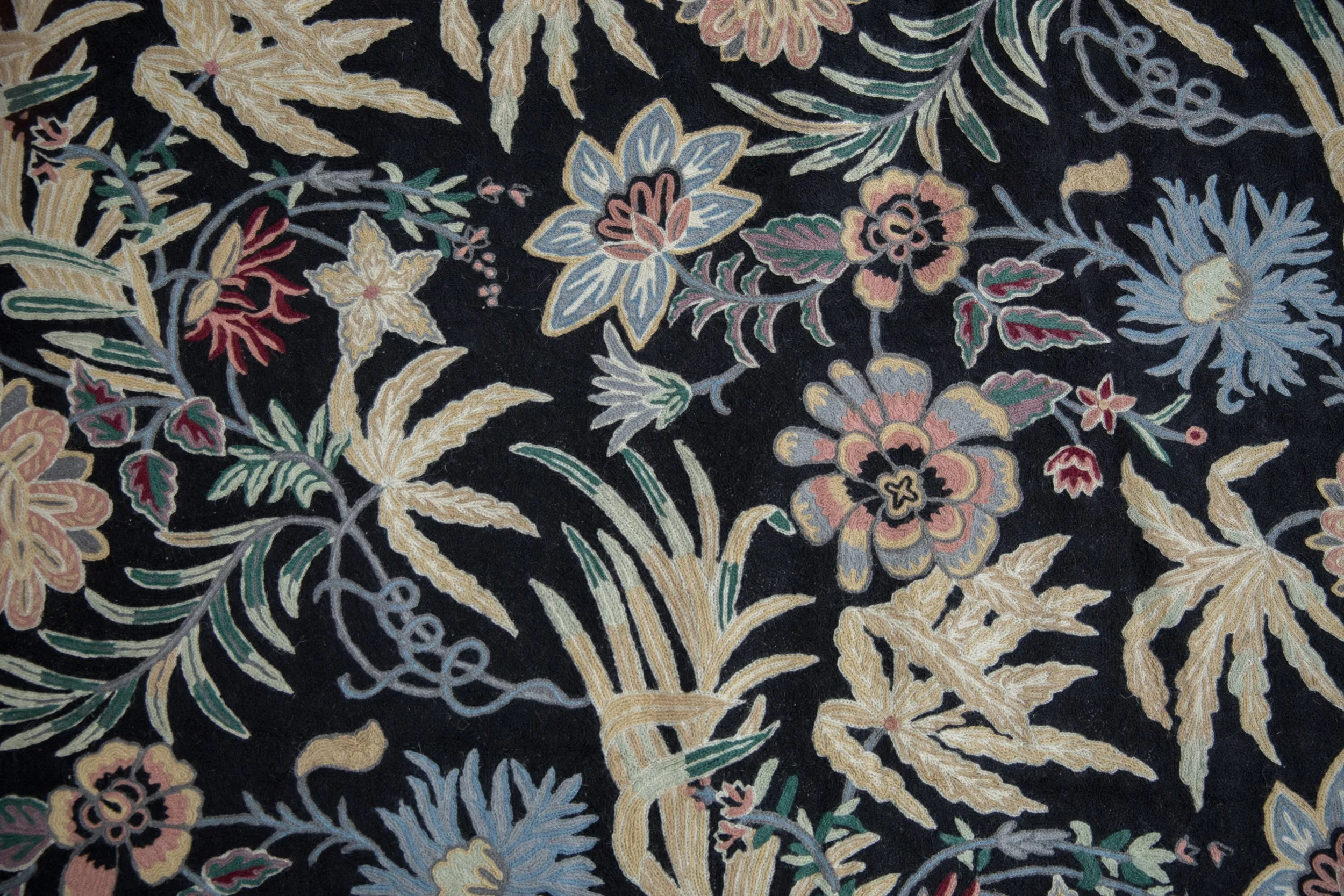 6x9 Vintage Chainstitch Carpet