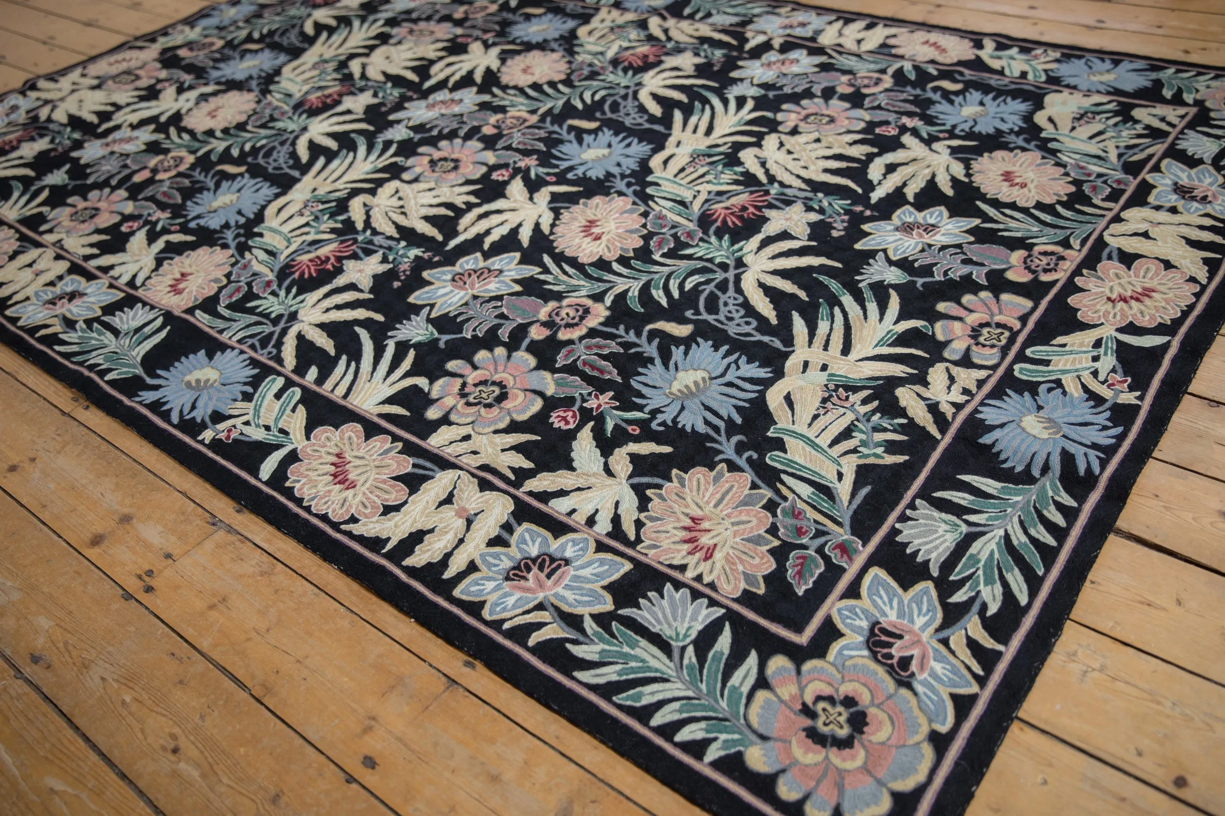 6x9 Vintage Chainstitch Carpet