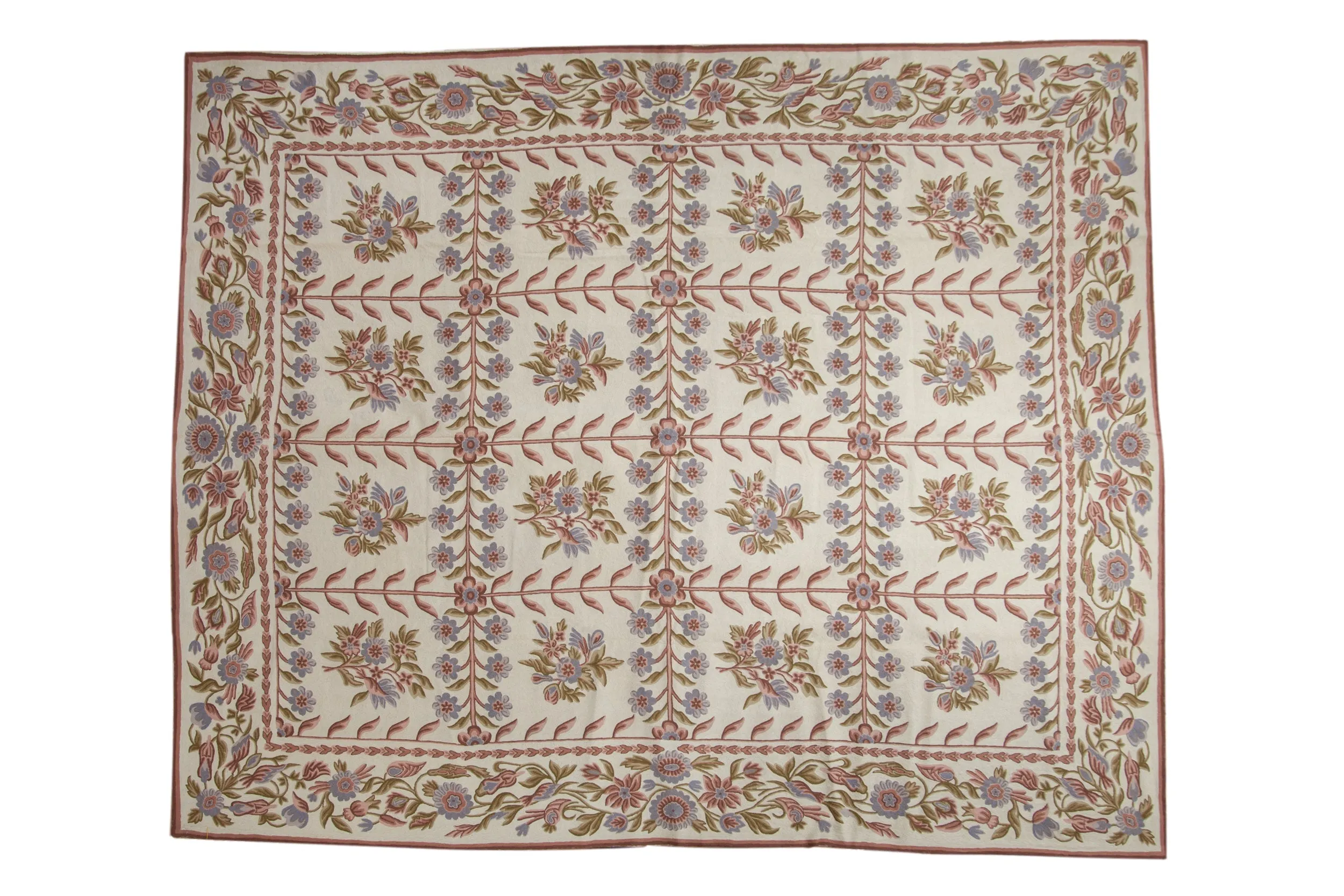 8x10 Vintage Chainstitch Carpet