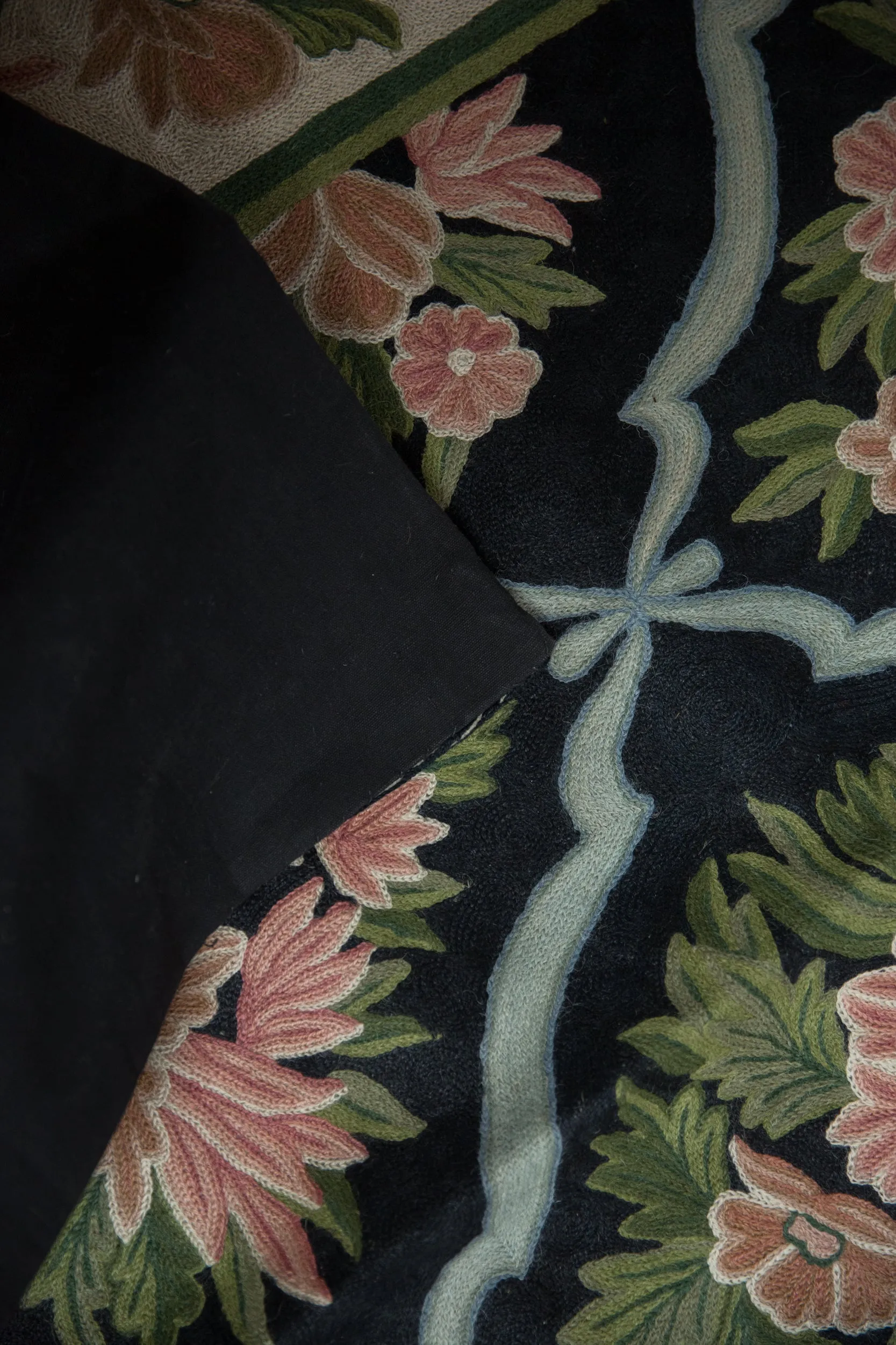 8x9.5 Vintage Chainstitch Carpet