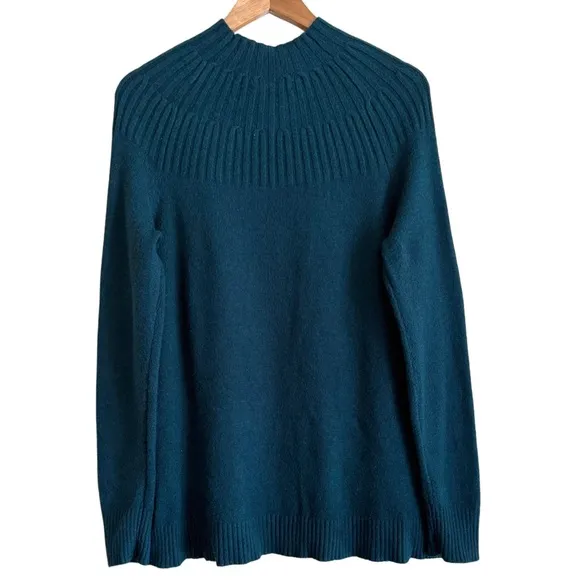 ANTHROPOLOGIE Supersoft Lightweight Mockneck Casual Pullover Sweater Size M