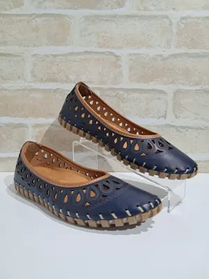 April Navy by Thyme & Co