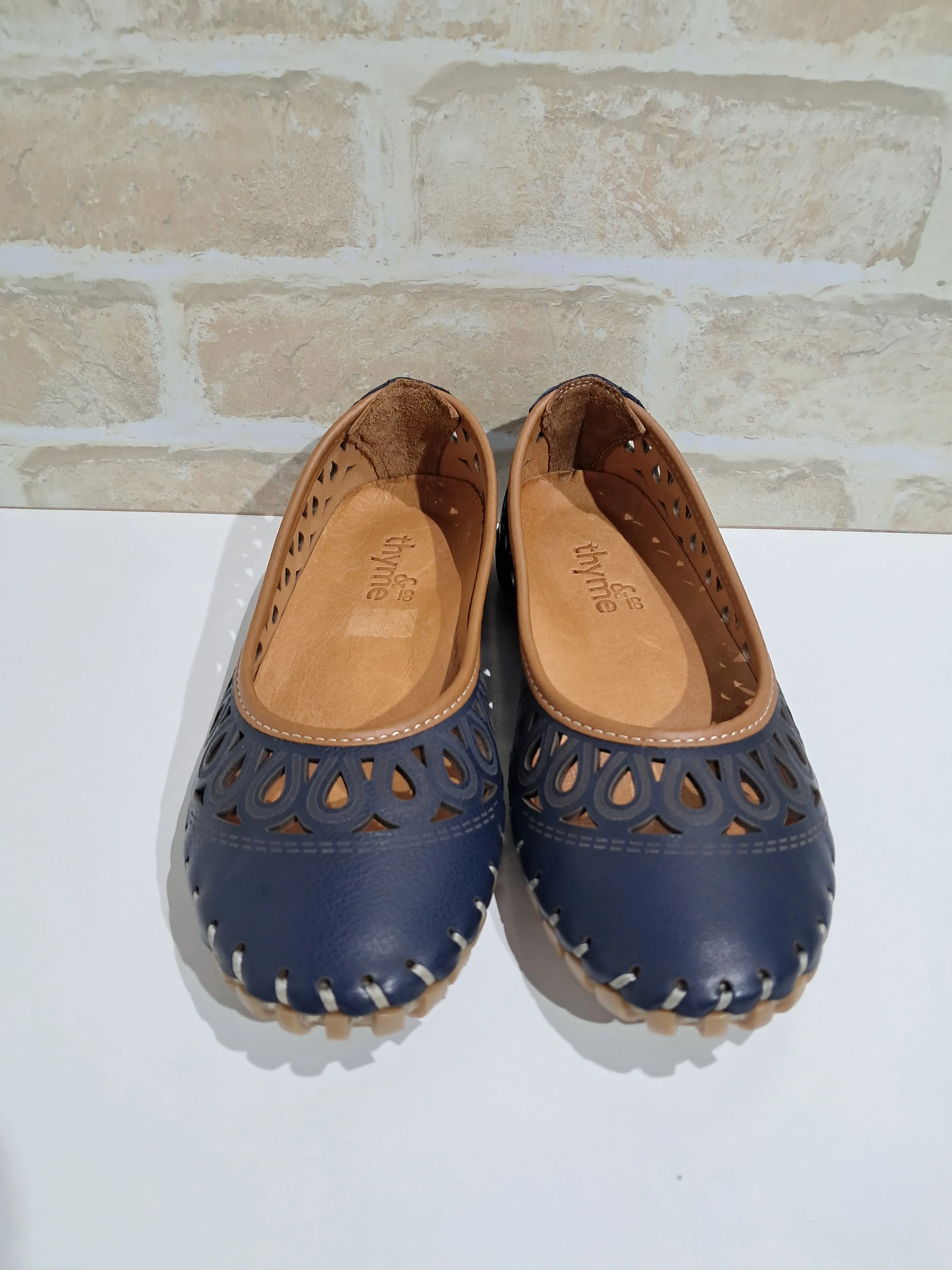 April Navy by Thyme & Co