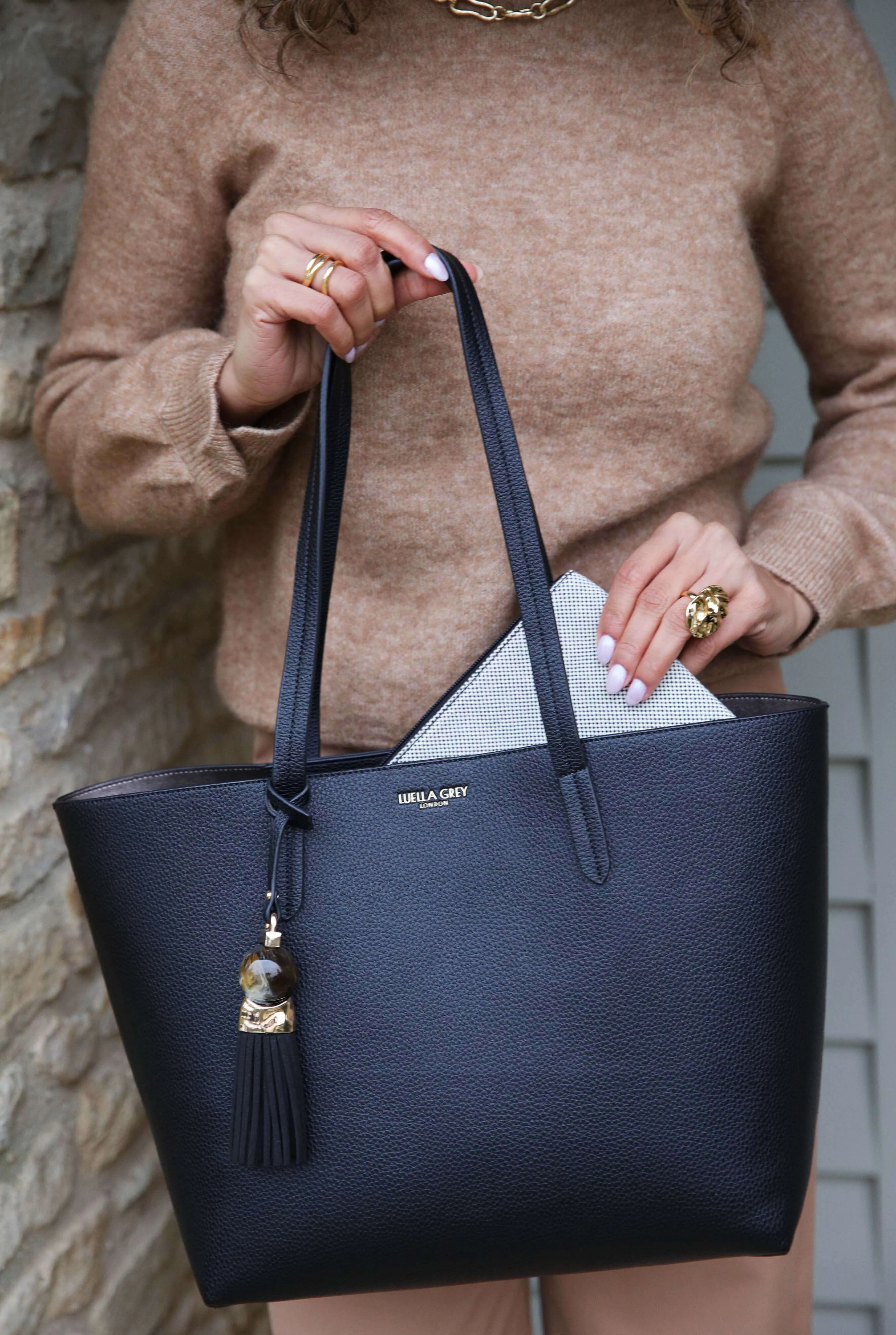 Benny Black Tote & Canvas Pouch