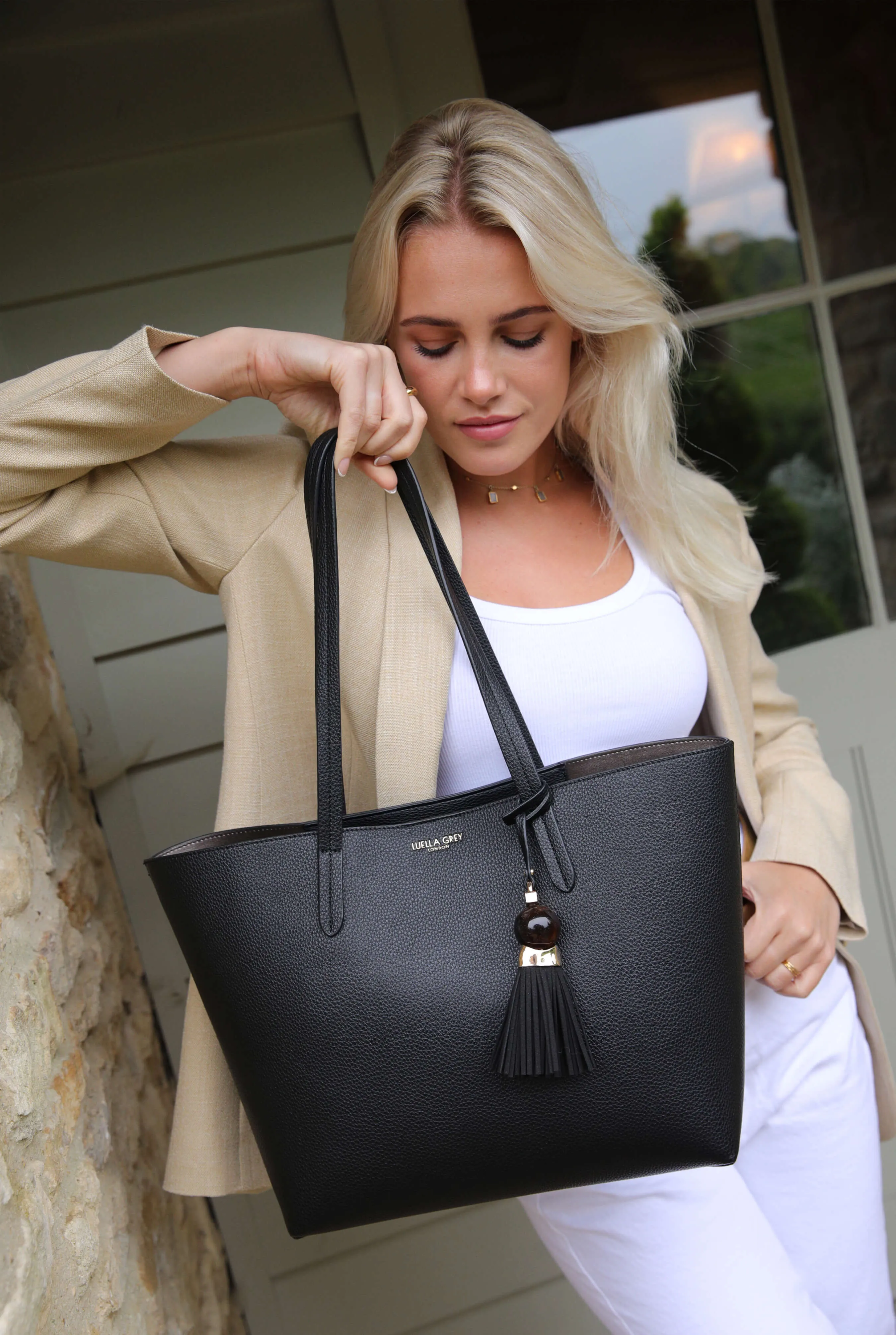 Benny Black Tote & Canvas Pouch