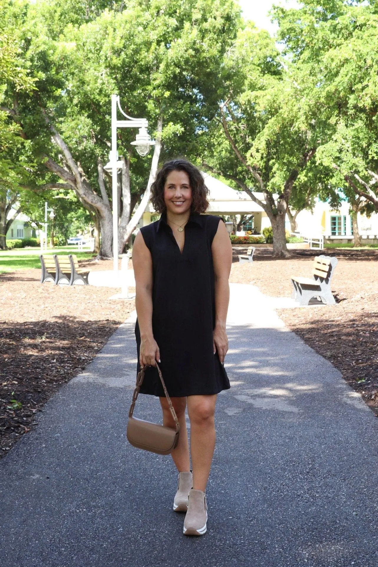 Black Sleeveless Collared Knit Dress