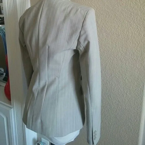 BLAZER SUIT COAT BUTTON FRONT PINK PINSTRIPE SIZE 2 WOMENS