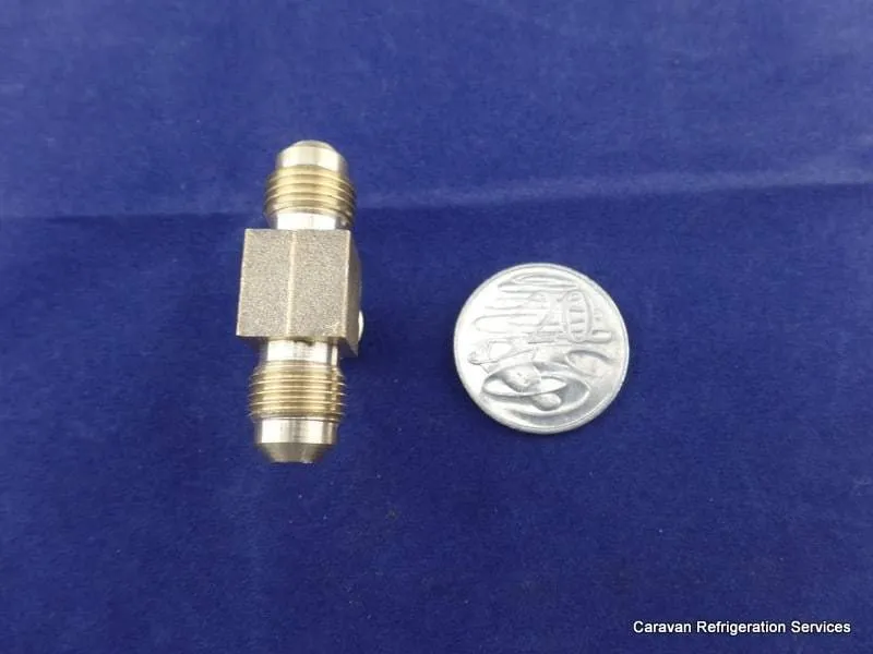 Brass Gas fitting 5-16 Flare Three Way Tee for 5-16 Copper Pipe