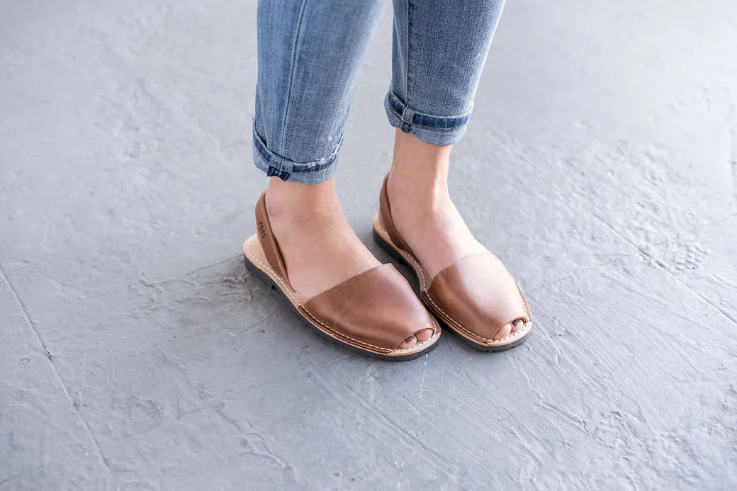 Brown Pons