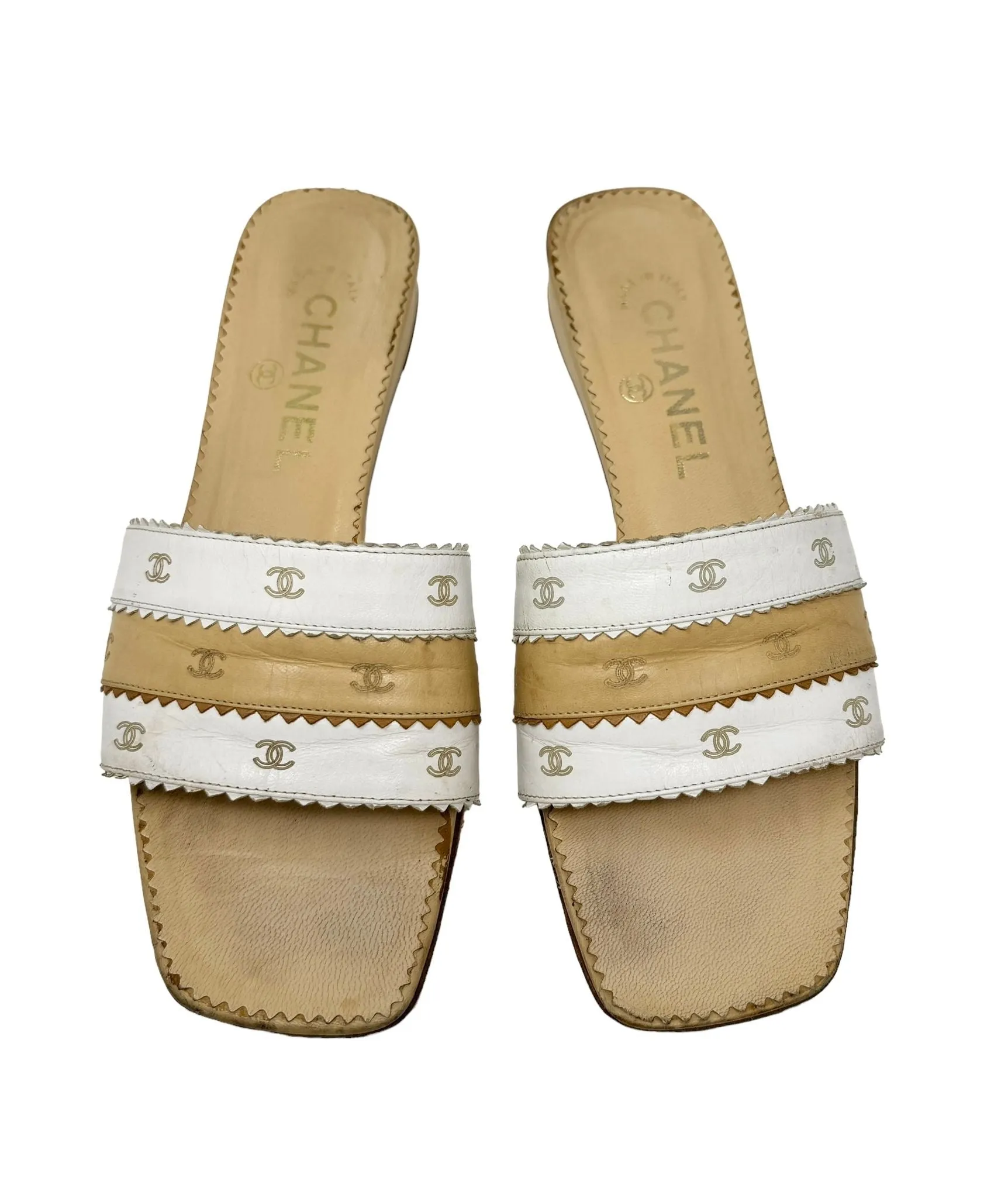 Chanel Cream   Tan Leather Logo Sandals
