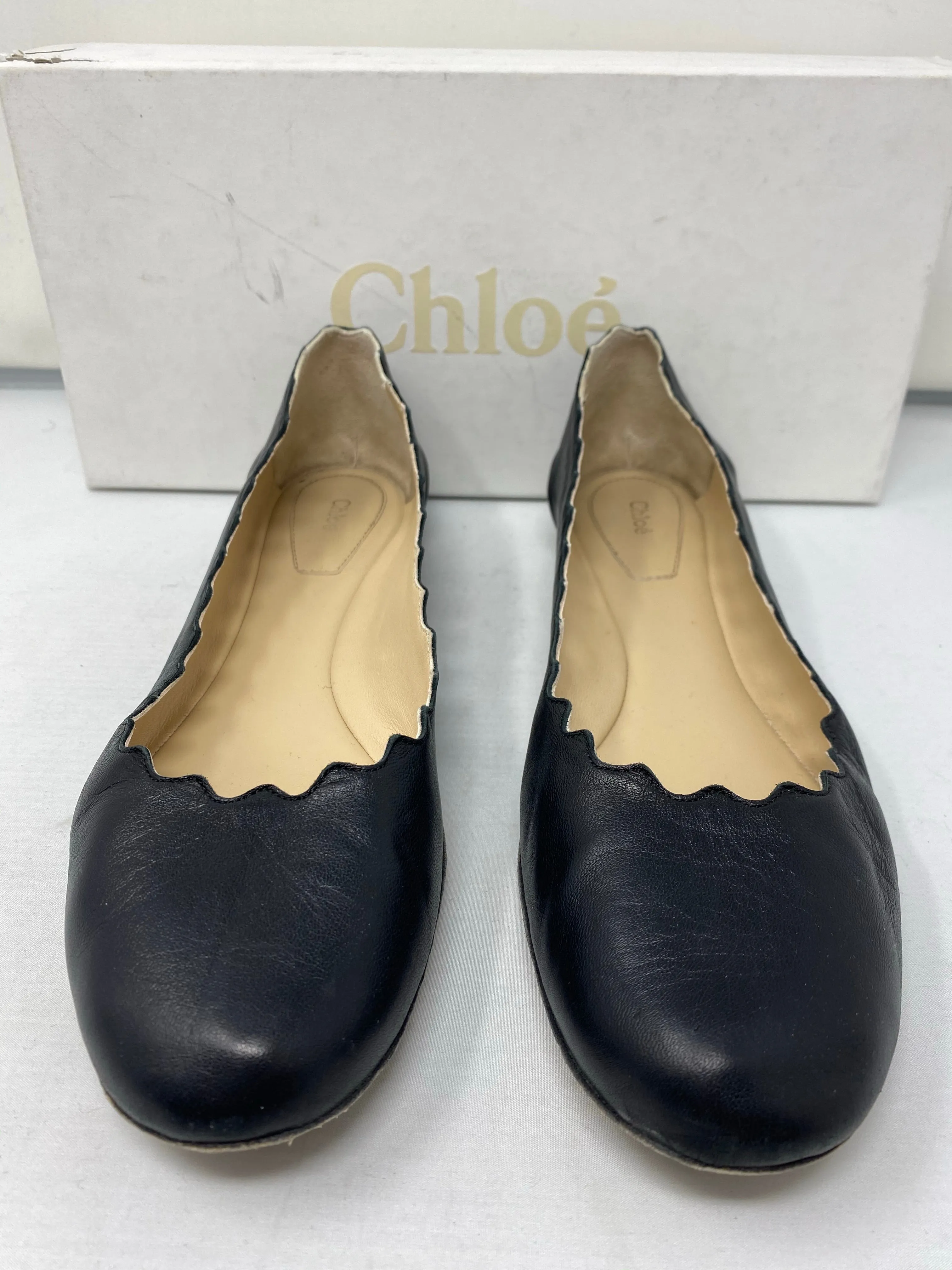 Chloe Lauren Black Leather Scalloped Round Toe Flats