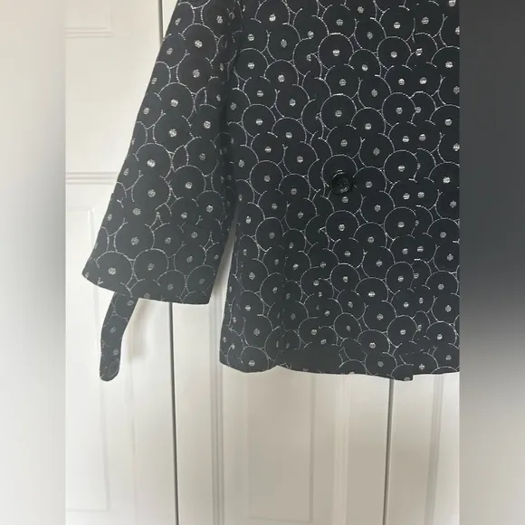 Classiques Entier Women’s Preppy Navy Blue and Cream Retro Inspired Blazer