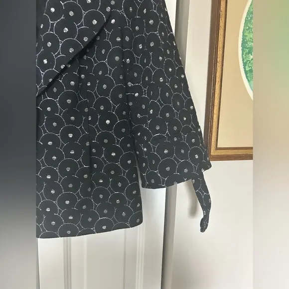 Classiques Entier Women’s Preppy Navy Blue and Cream Retro Inspired Blazer