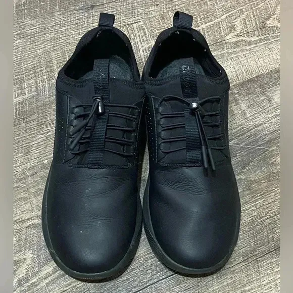 Clove Black Shoes