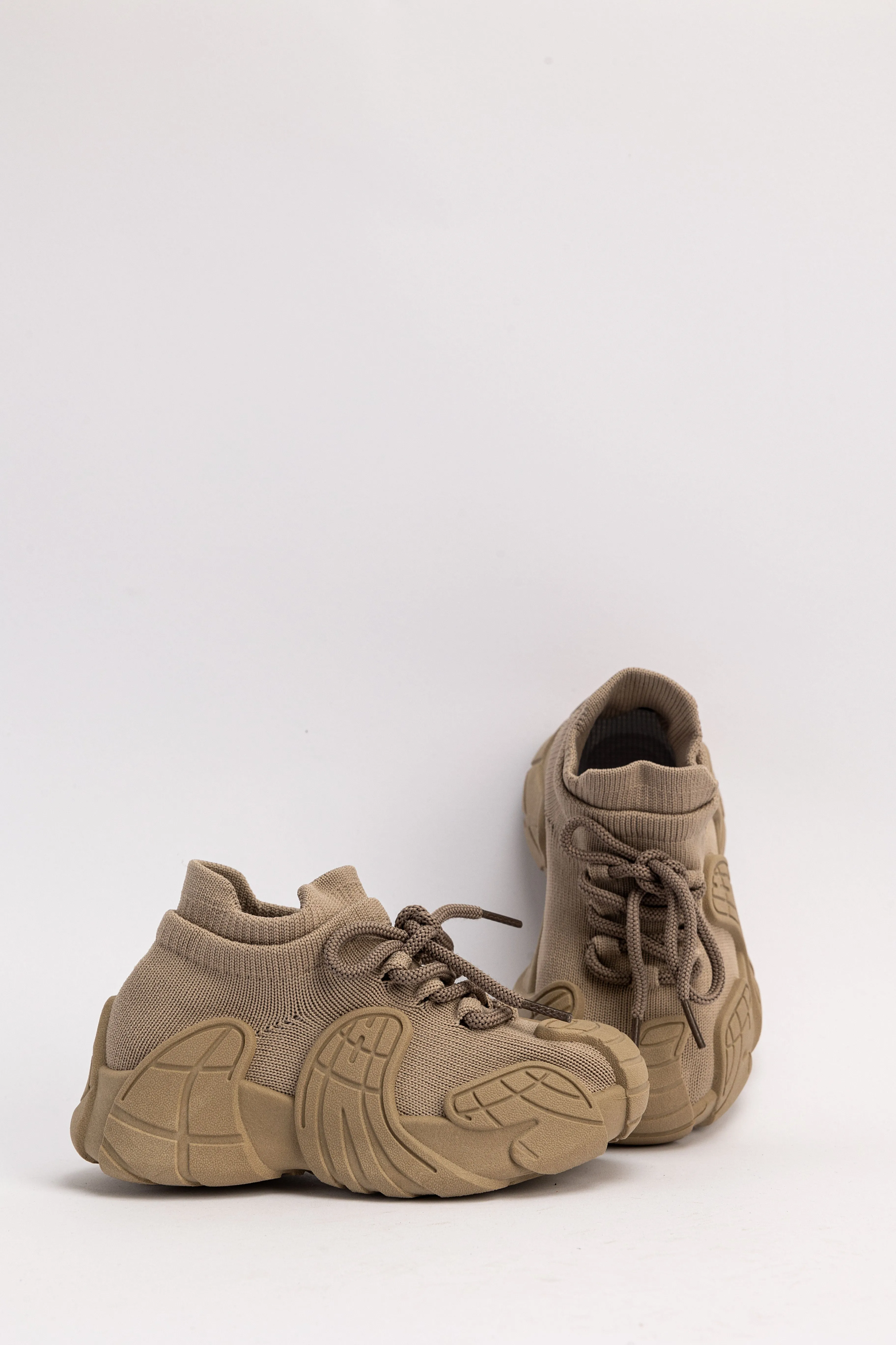 COMFY SHOES