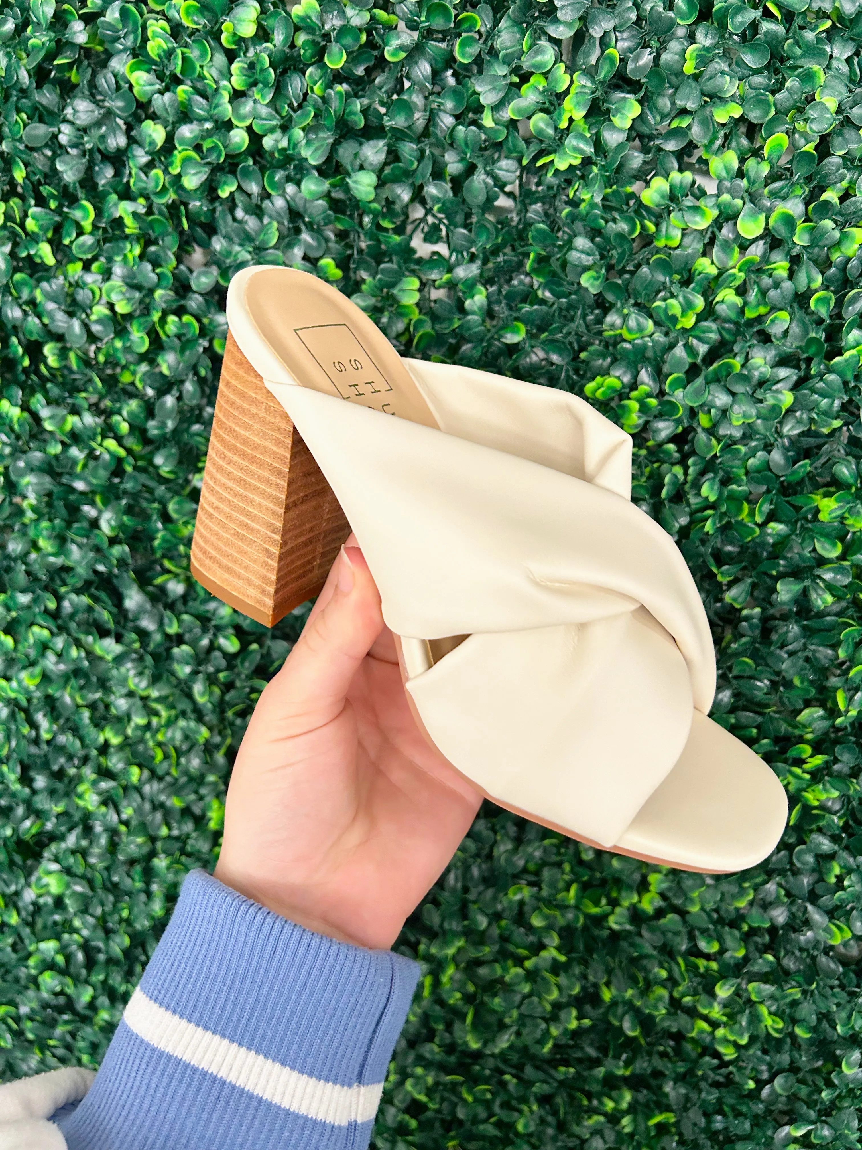 Fiji Heel
