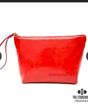 Free Gift w/ Storehouse Flats Purchase Sept