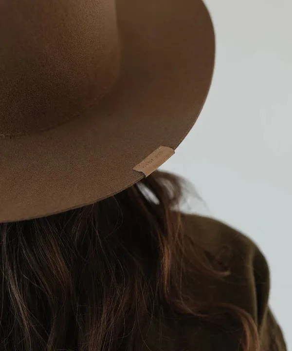 Gigi Pip Ava Fedora