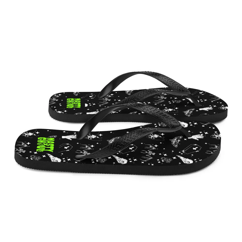 Gothic Pattern Flip-Flops All Over Print