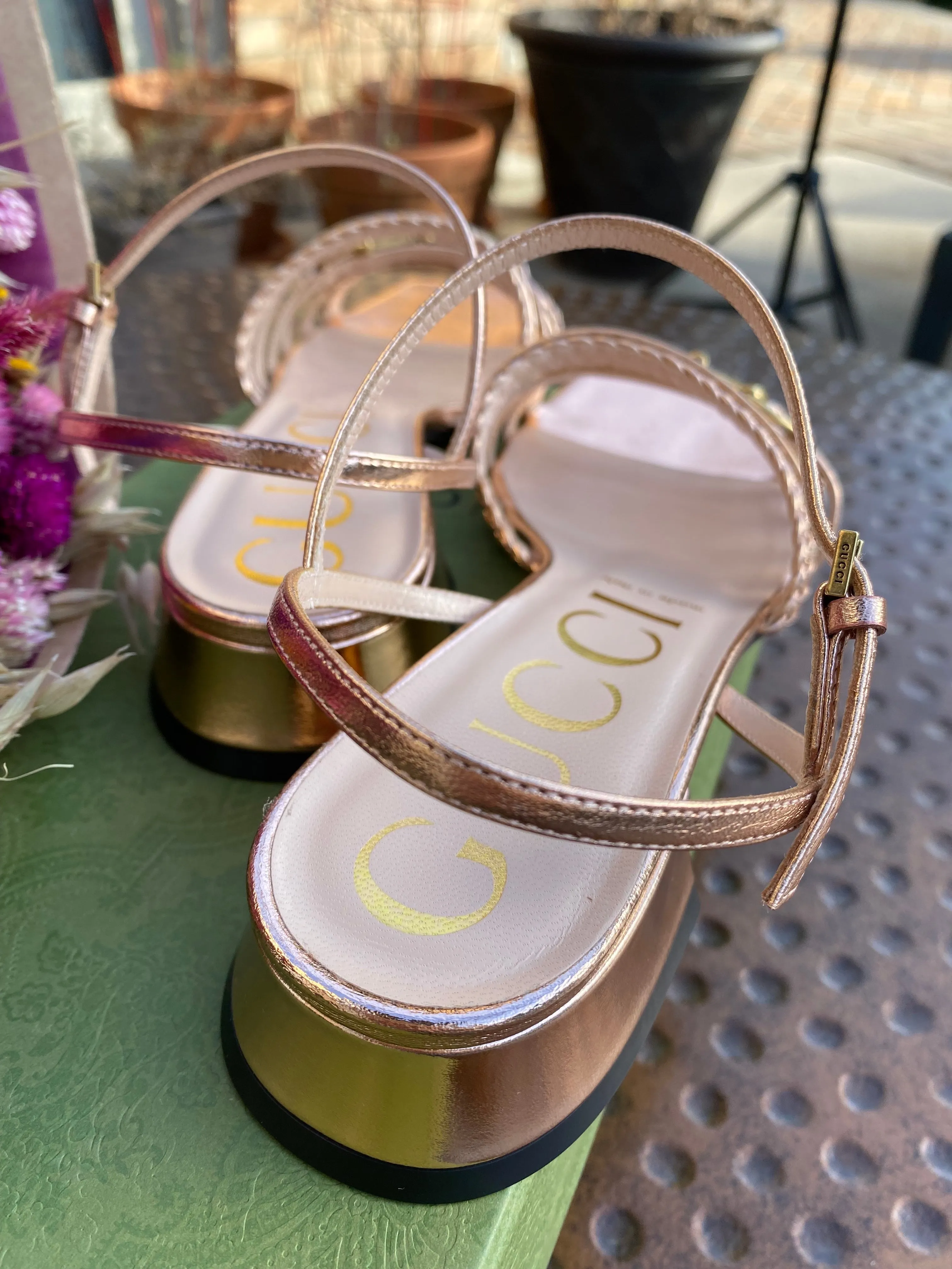 Gucci Horsebit Metallic Pink Leather Strap Sandals