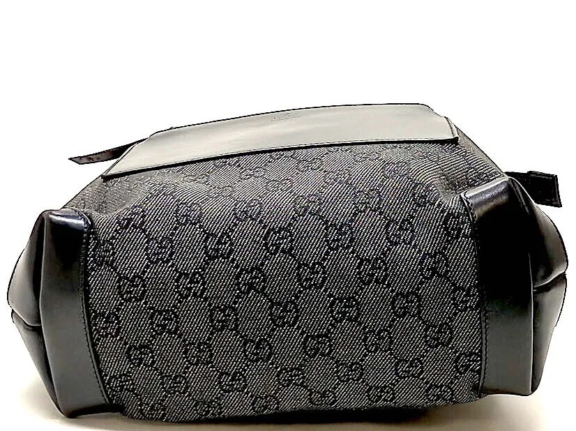 Gucci Italy. Black Canvas & Leather Handbag/Shoulderbag