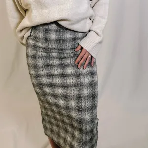 Holiday Social Plaid Midi Skirt