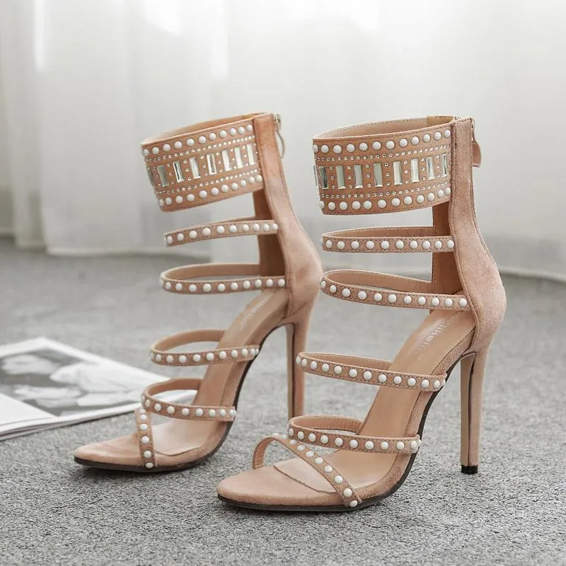 Hot Drilling Versatile Pointed High Heels
