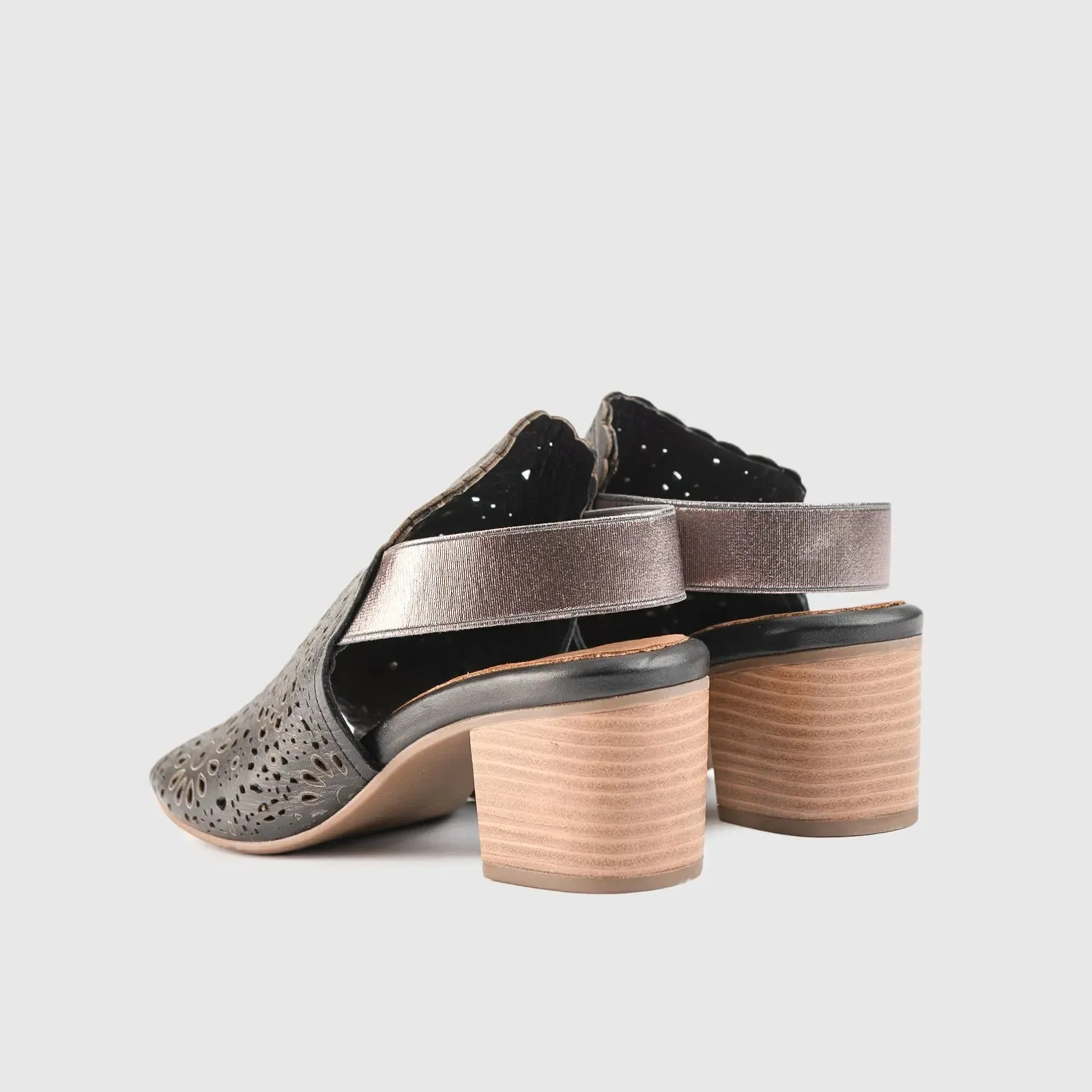 Leather Comfort High Heel Sandal Black 202