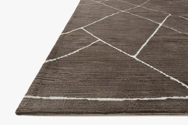 Logan Rug Magnolia Home by Joanna Gaines  - LOG-01 Mocha / White
