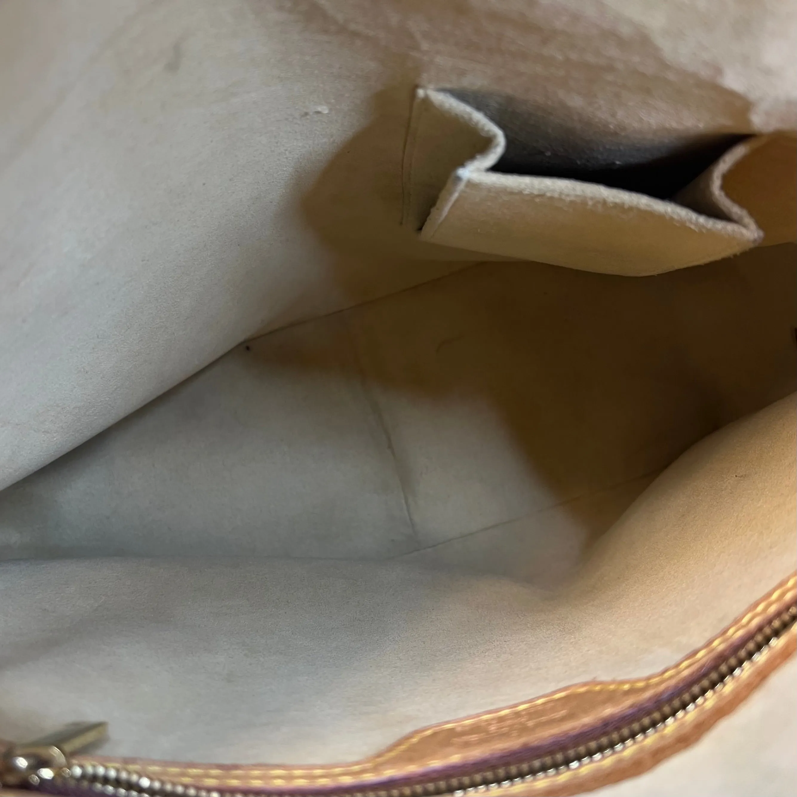 LOUIS VUITTON Looping GM Brown Monogram Canvas Vintage Shoulder Bag