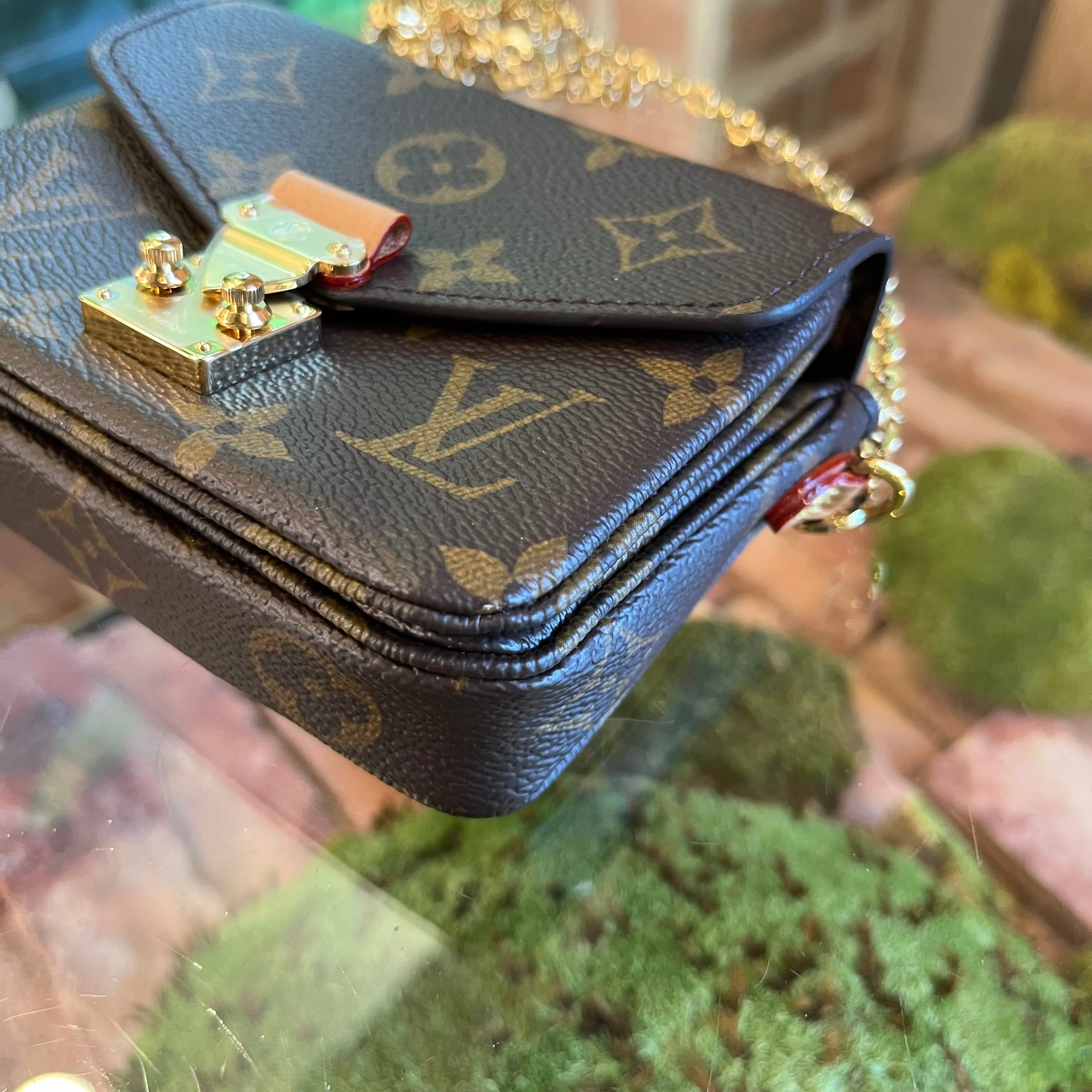 LOUIS VUITTON Metis Micro Monogram Shoulder Bag