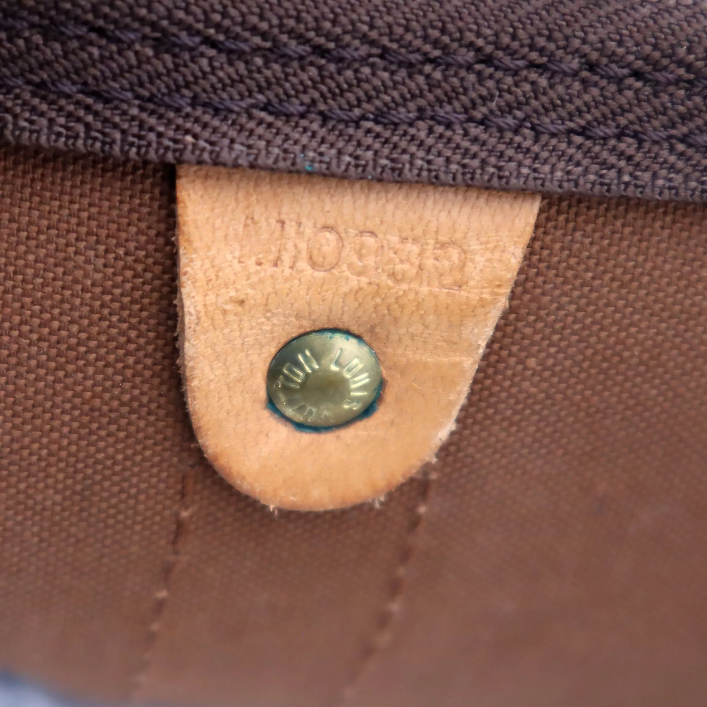 Louis Vuitton Monogram Canvas Keepall 55 Boston Travel Bag MI0992