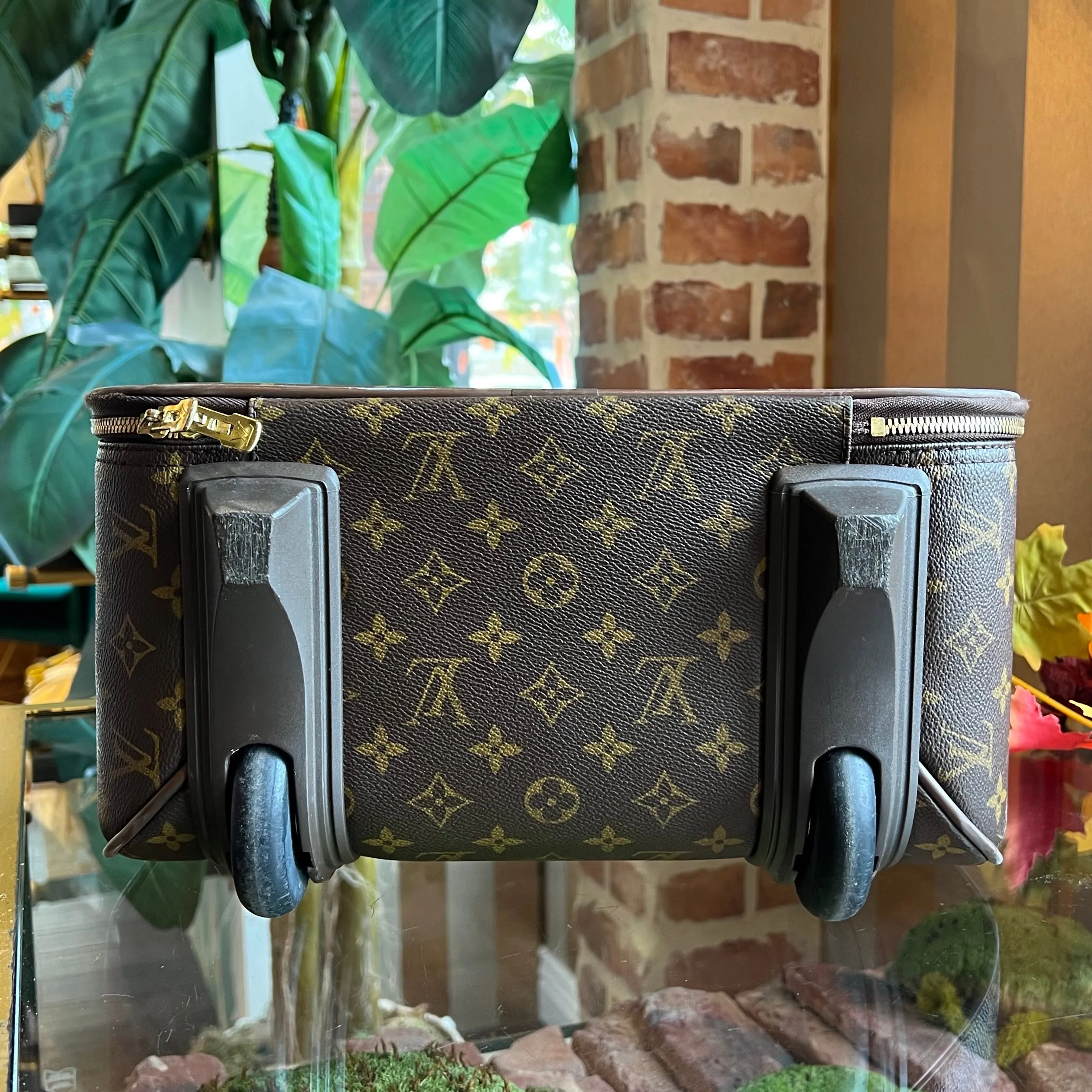 LOUIS VUITTON Pegase 50 Brown Monogram Canvas Suitcase