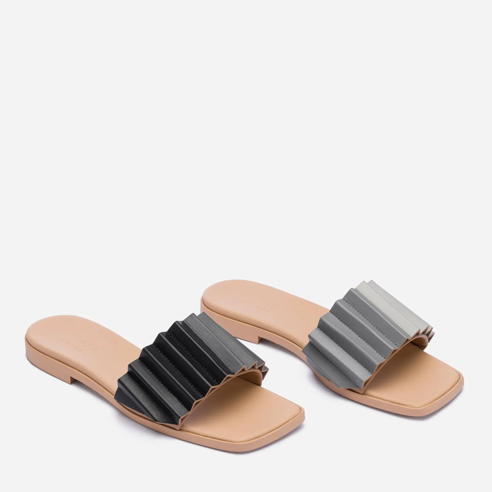 Louise Slide Sandal - Black & Gray