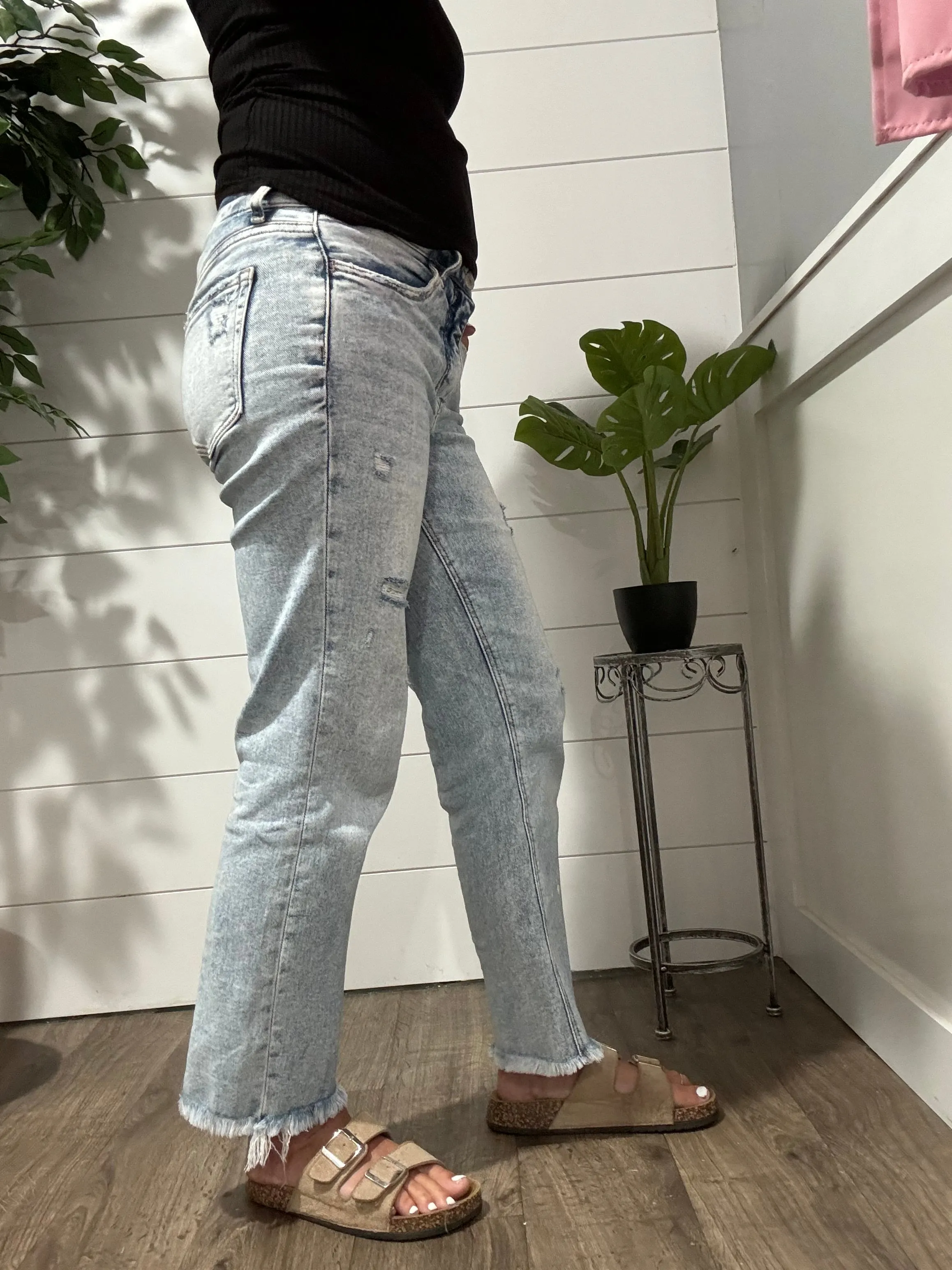 Lovervet Tummy Control Straight Jeans - Lucy Wash