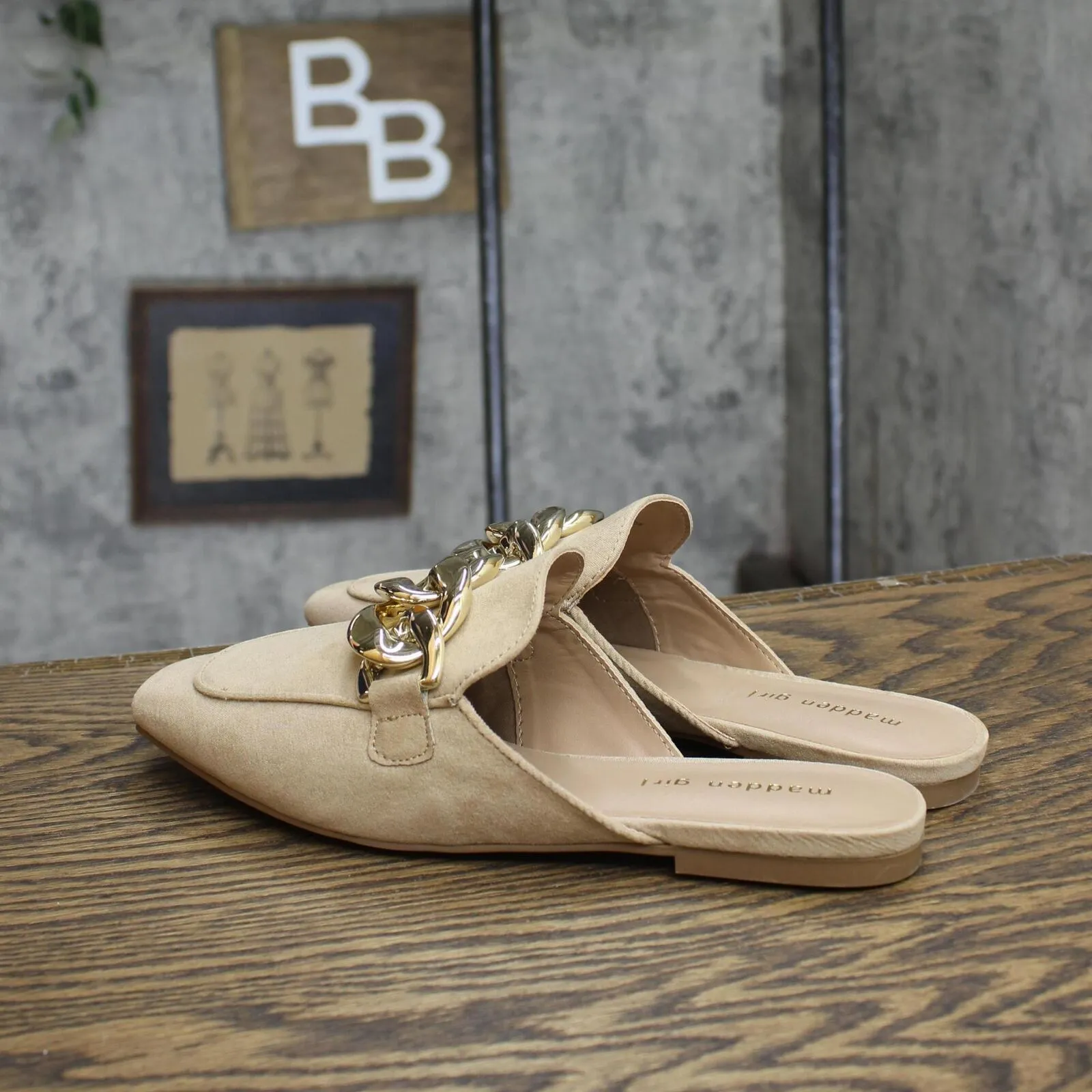 Madden Girl Squireee Women's Slip-On Flats LENO02J1TAUPE Tan Brown 7.5M