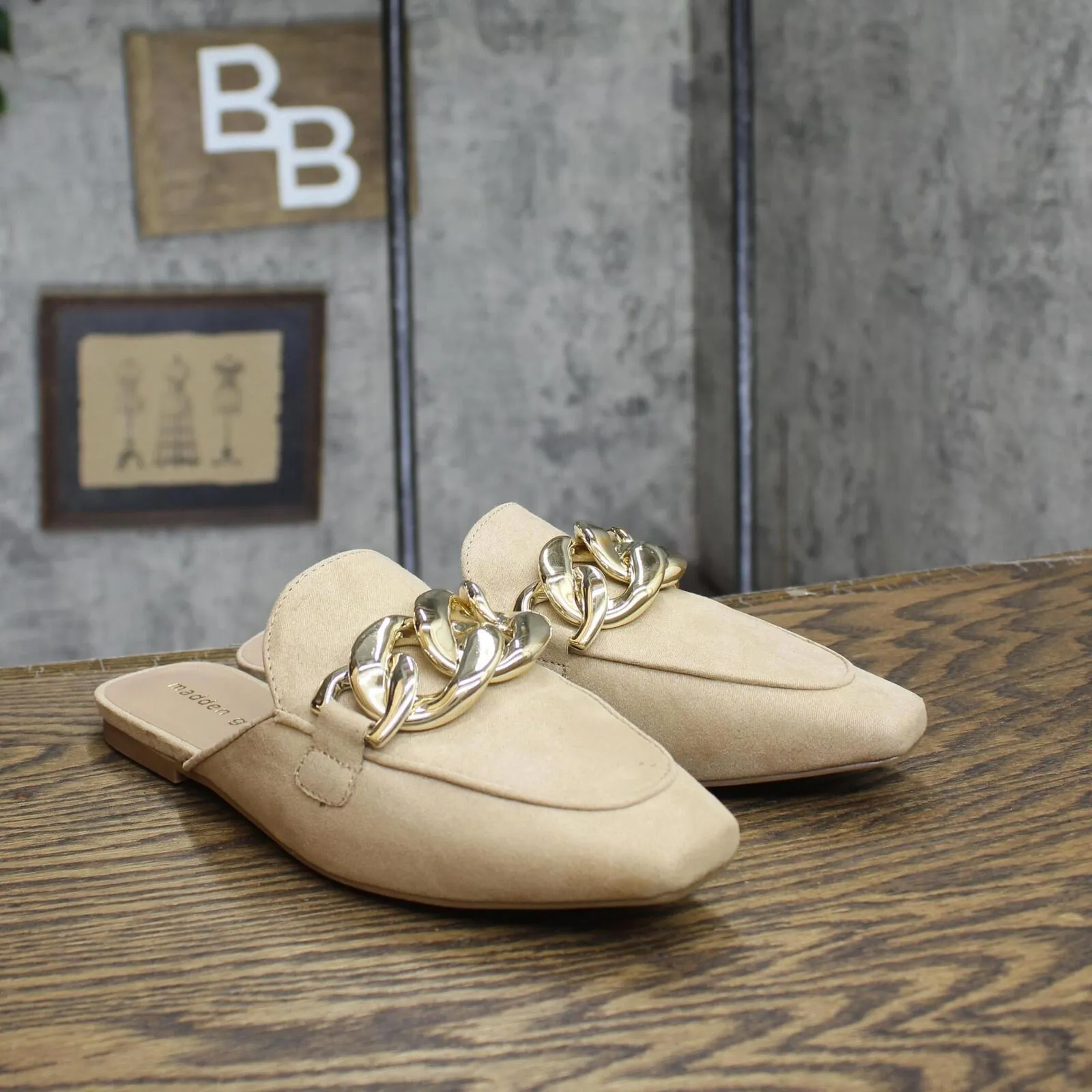 Madden Girl Squireee Women's Slip-On Flats LENO02J1TAUPE Tan Brown 7.5M