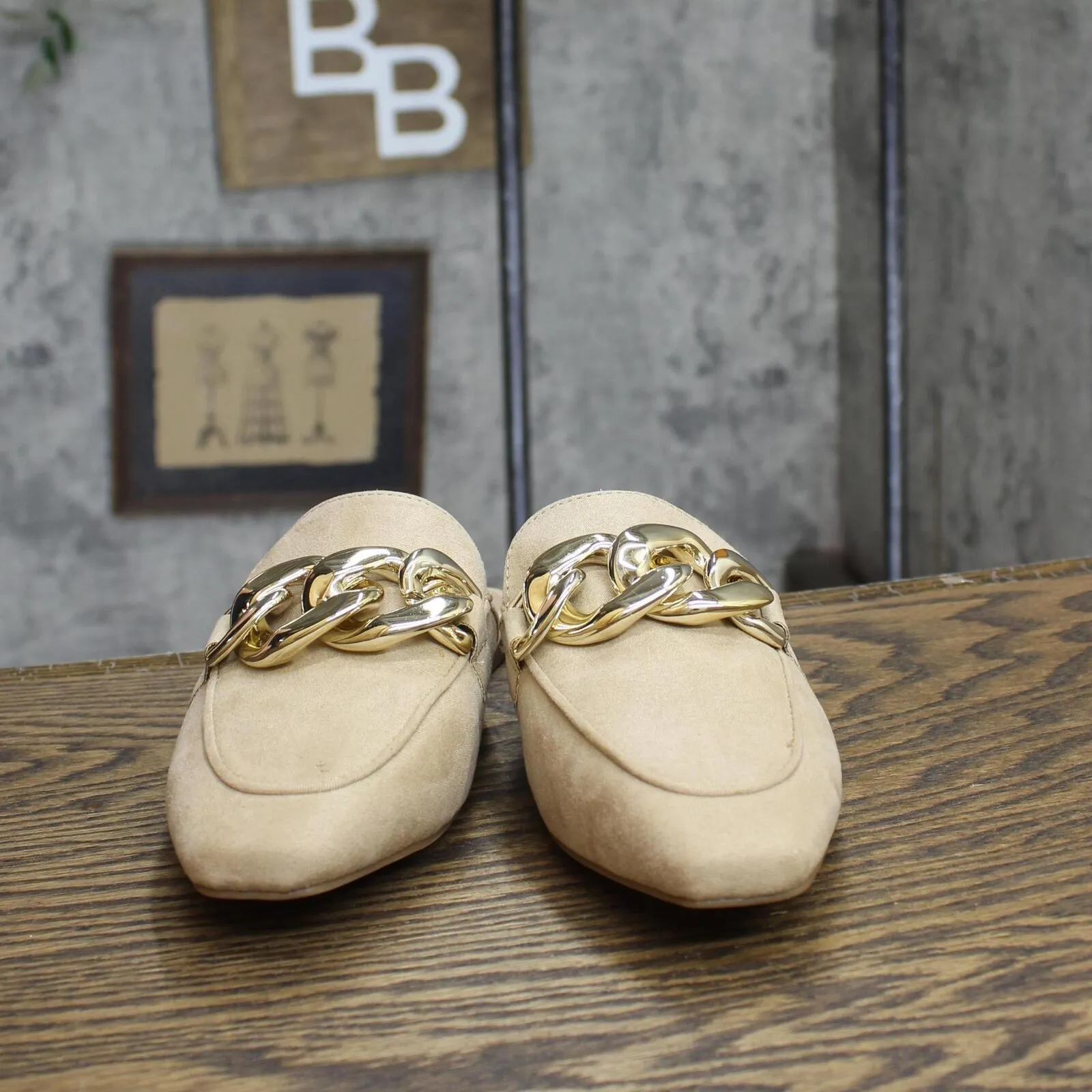 Madden Girl Squireee Women's Slip-On Flats LENO02J1TAUPE Tan Brown 7.5M