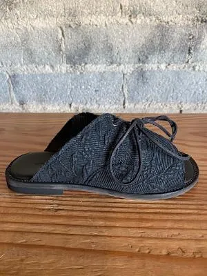 Masnada Lace Up Sandals