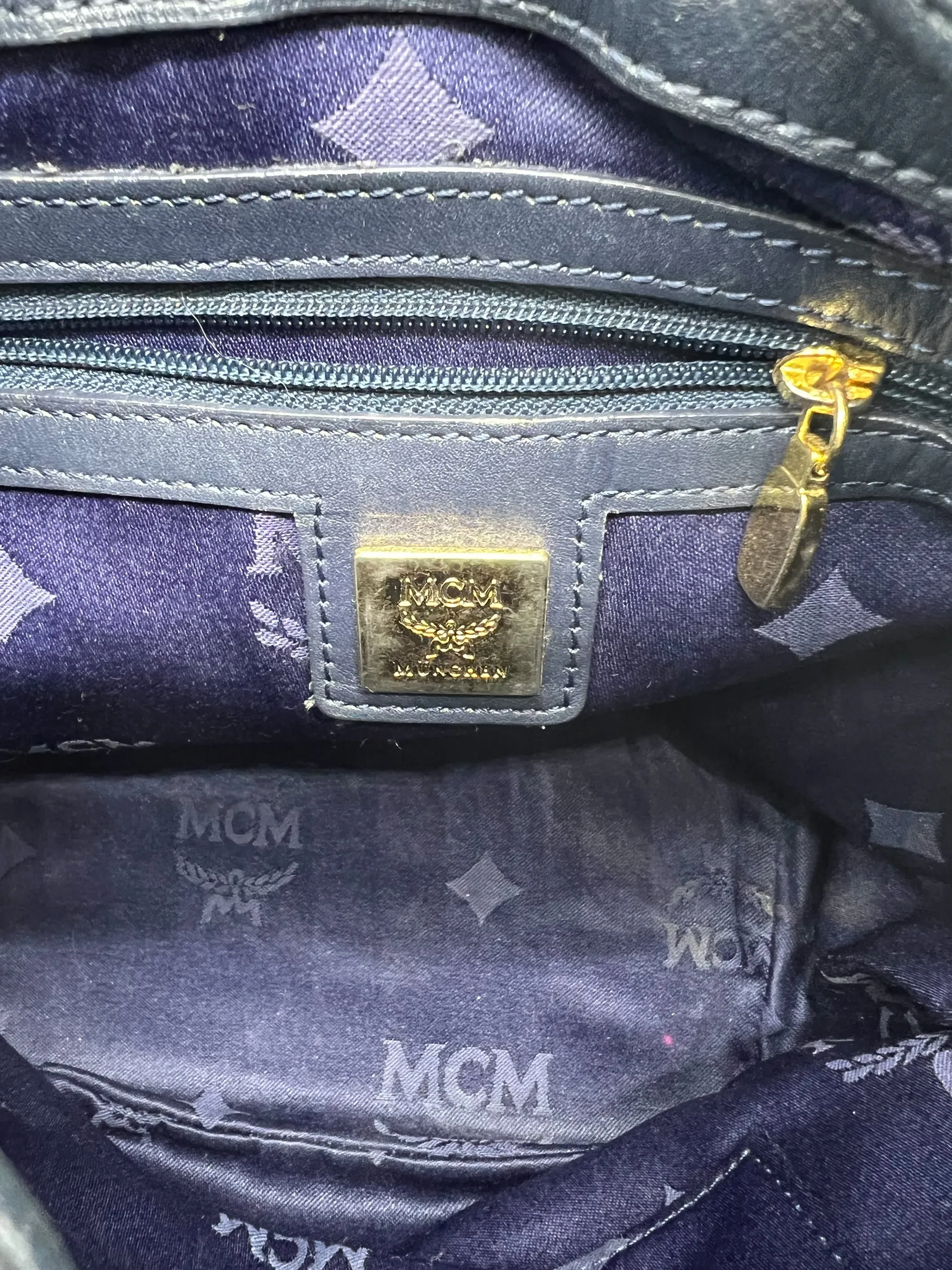 MCM Vintage White Navy Heritage Visetos Mini Bucket Crossbody